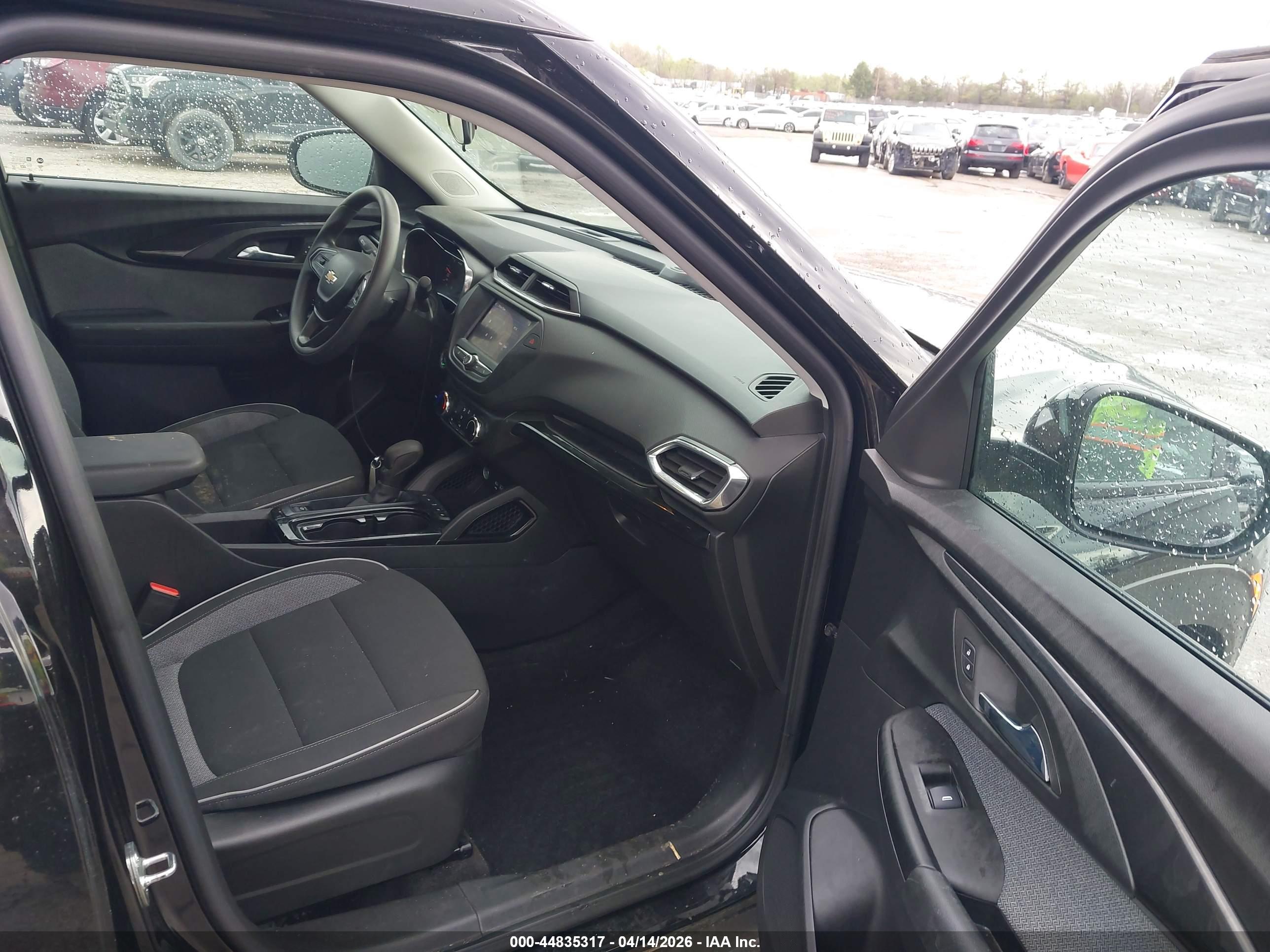 CHEVROLET TRAILBLAZER image 5