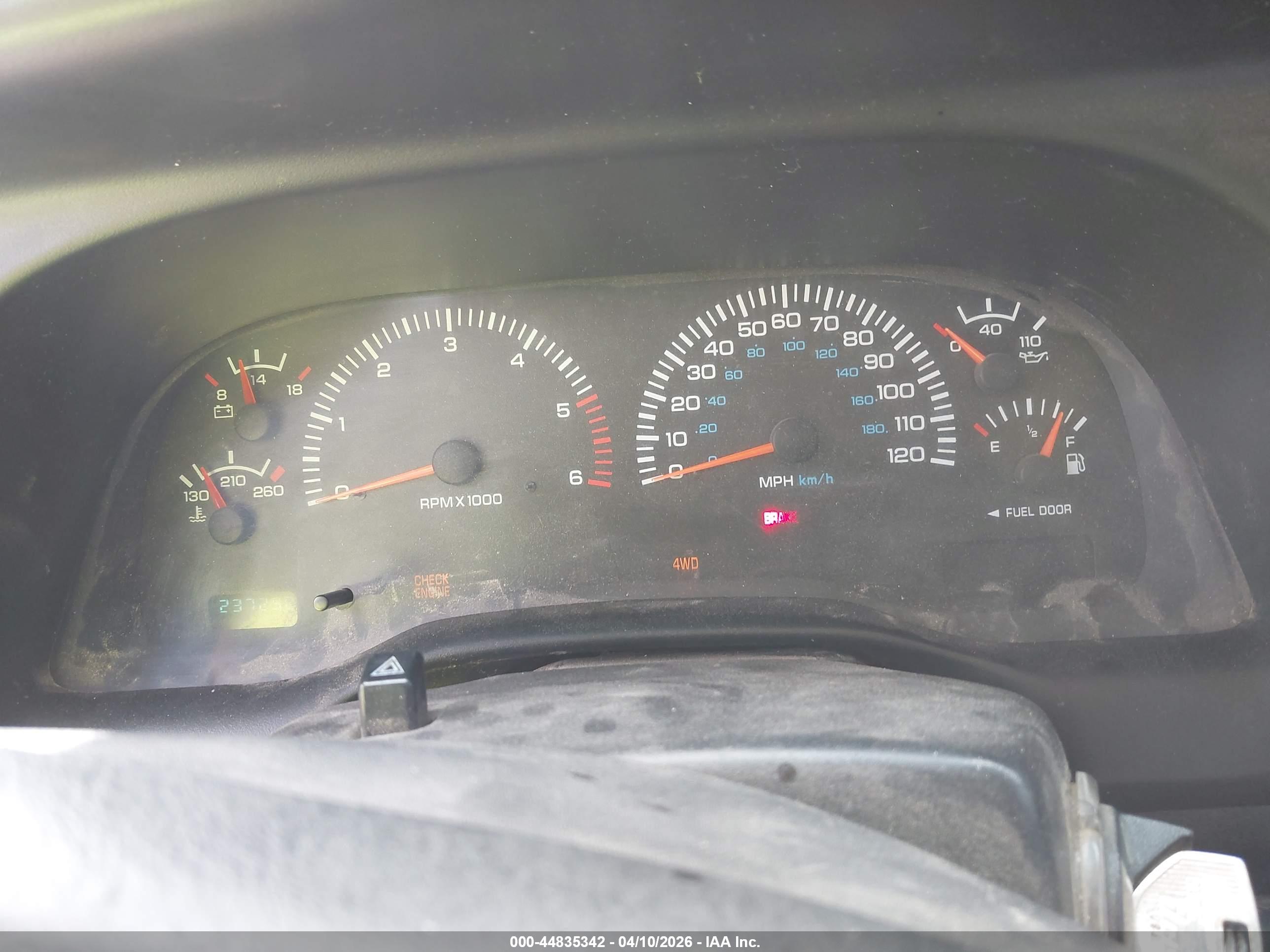 DODGE RAM image 7