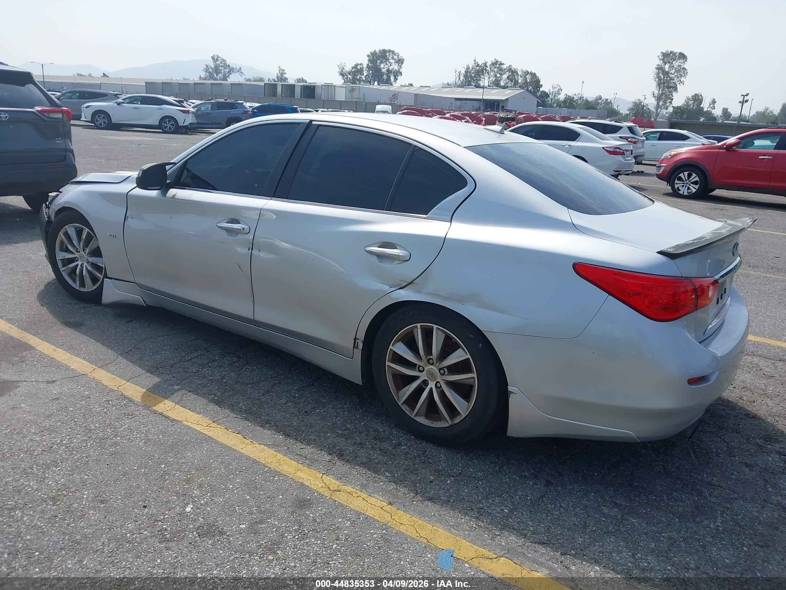 INFINITI Q50 image 3