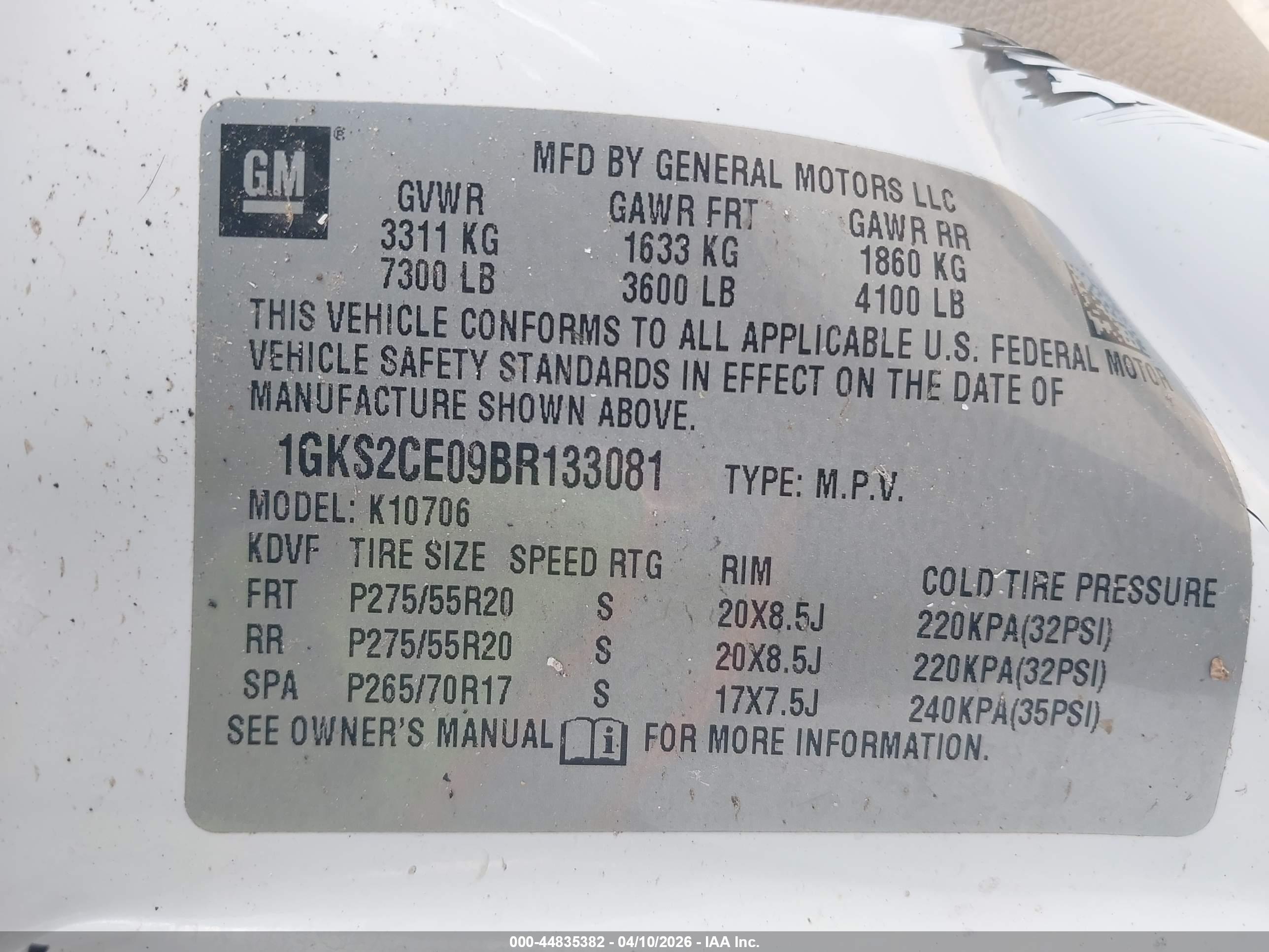 GMC YUKON image 9