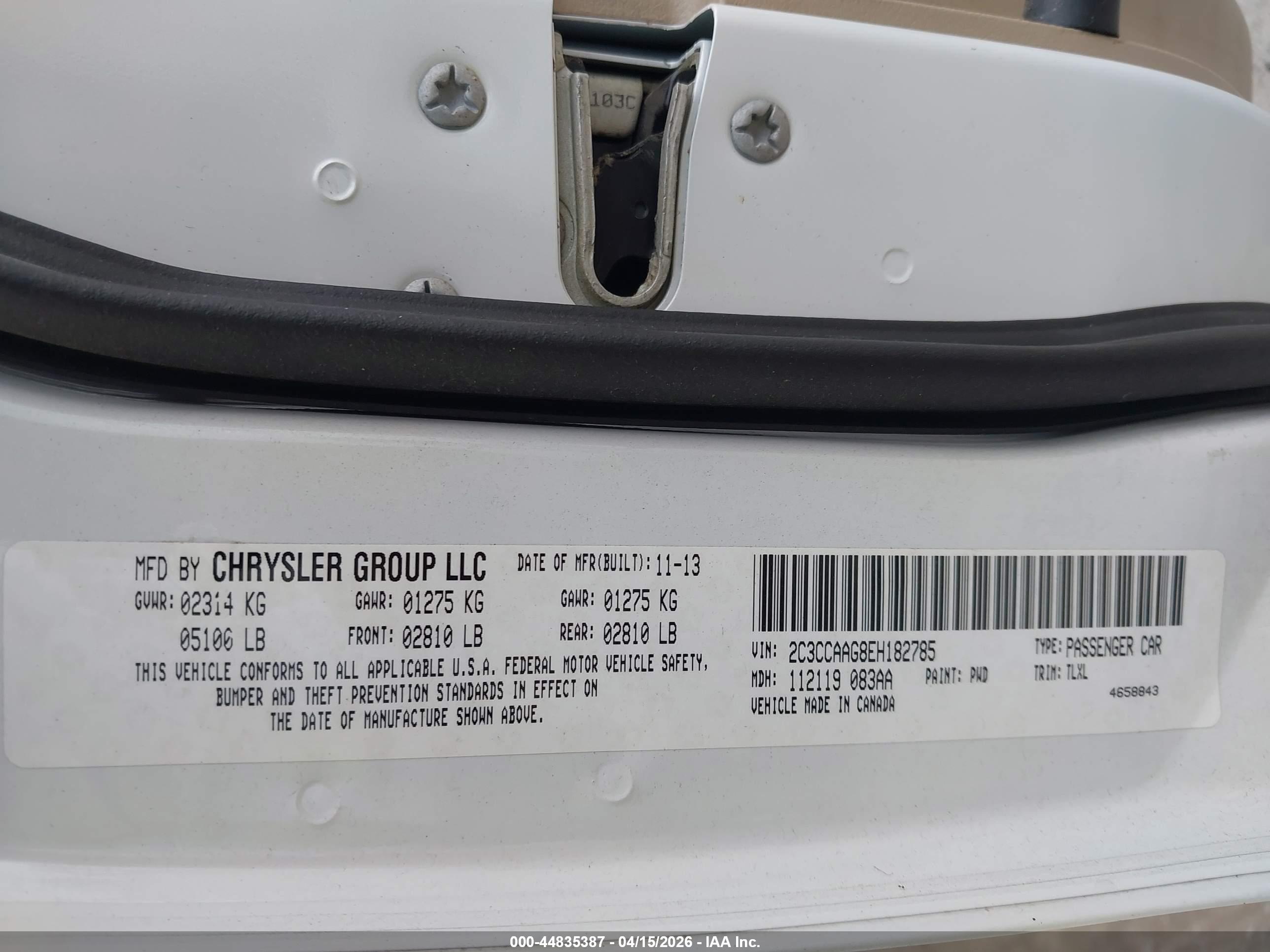 CHRYSLER 300 image 9