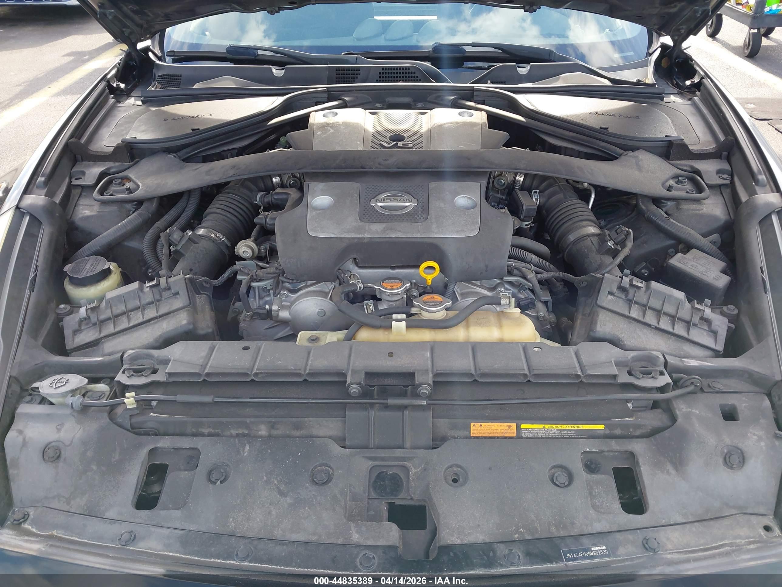 NISSAN 370Z image 10
