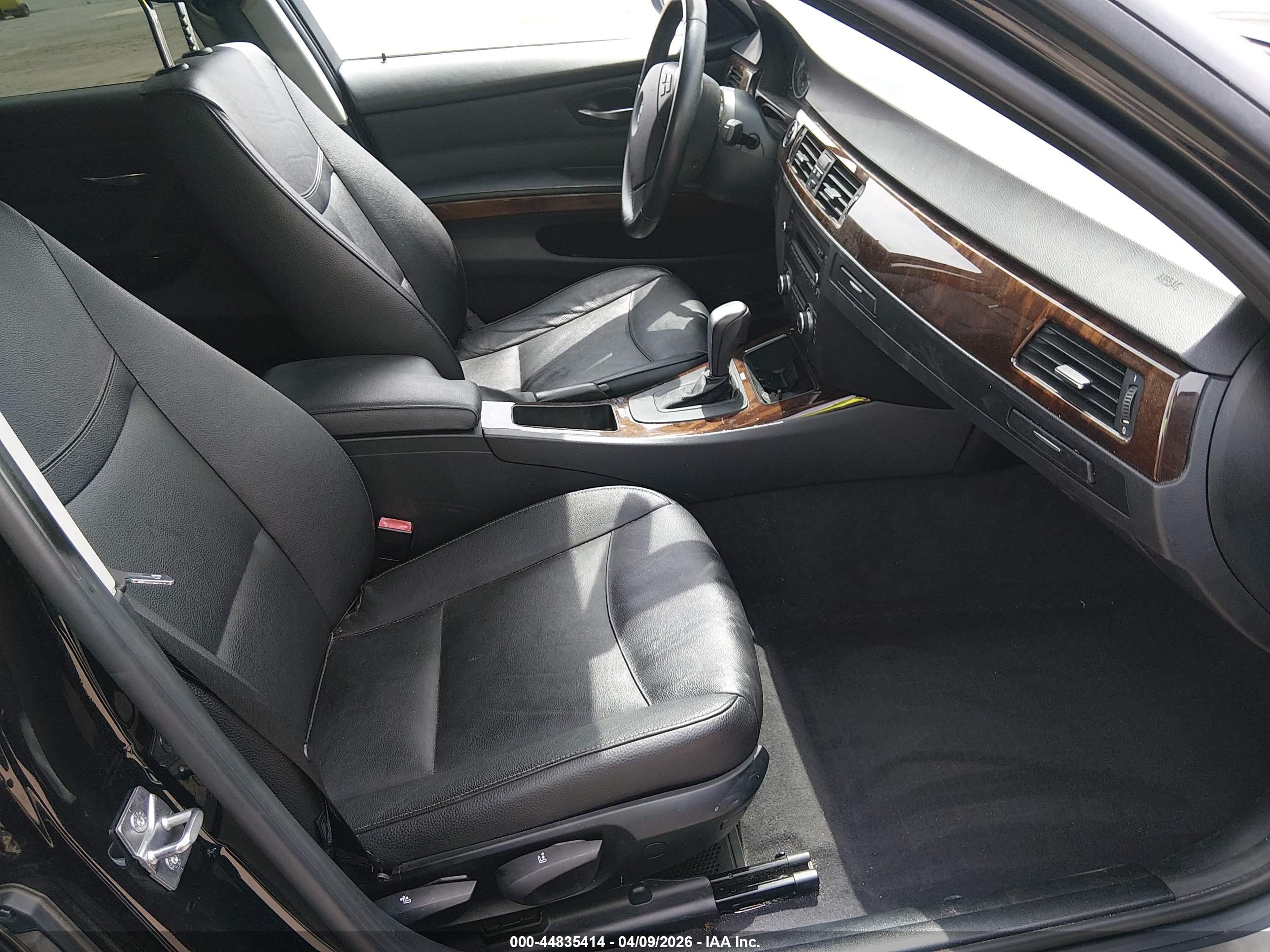 BMW 328I image 5