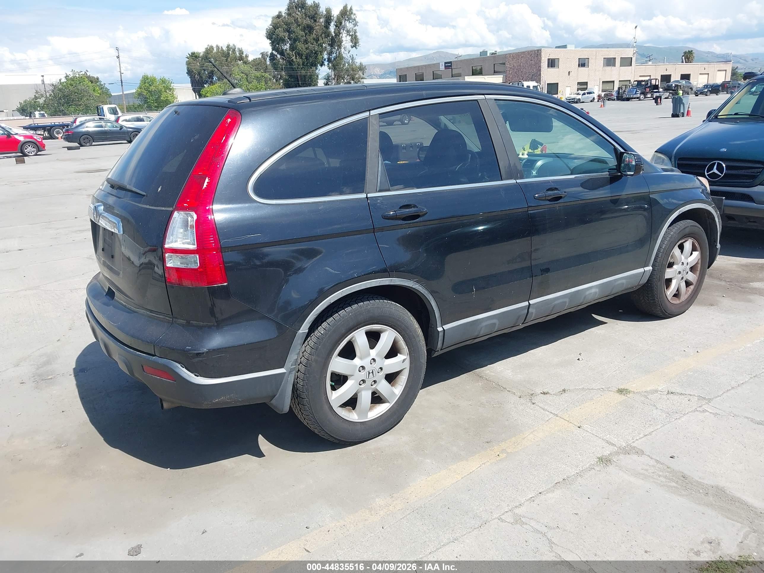 HONDA CR-V image 4