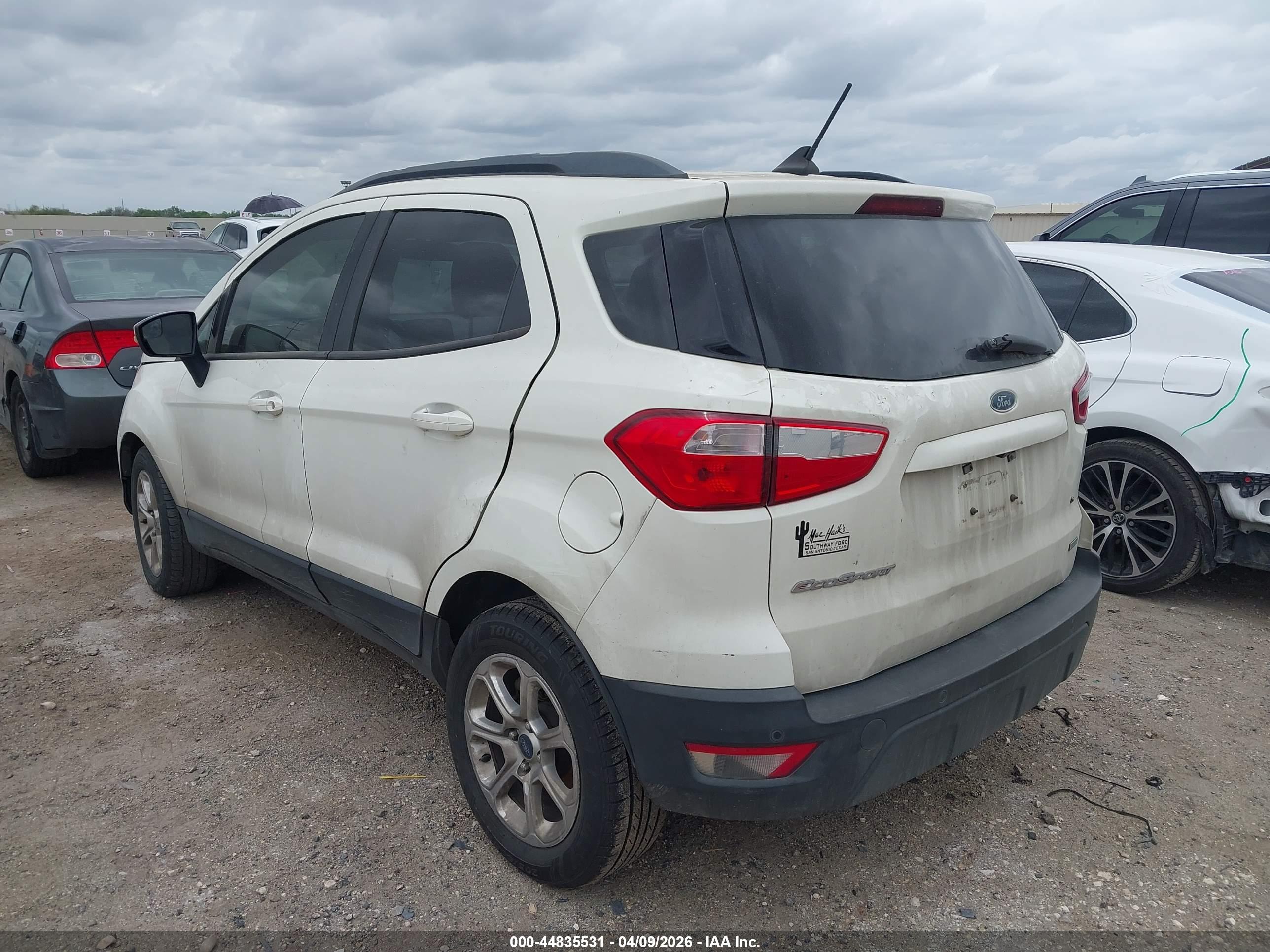 FORD ECOSPORT image 3
