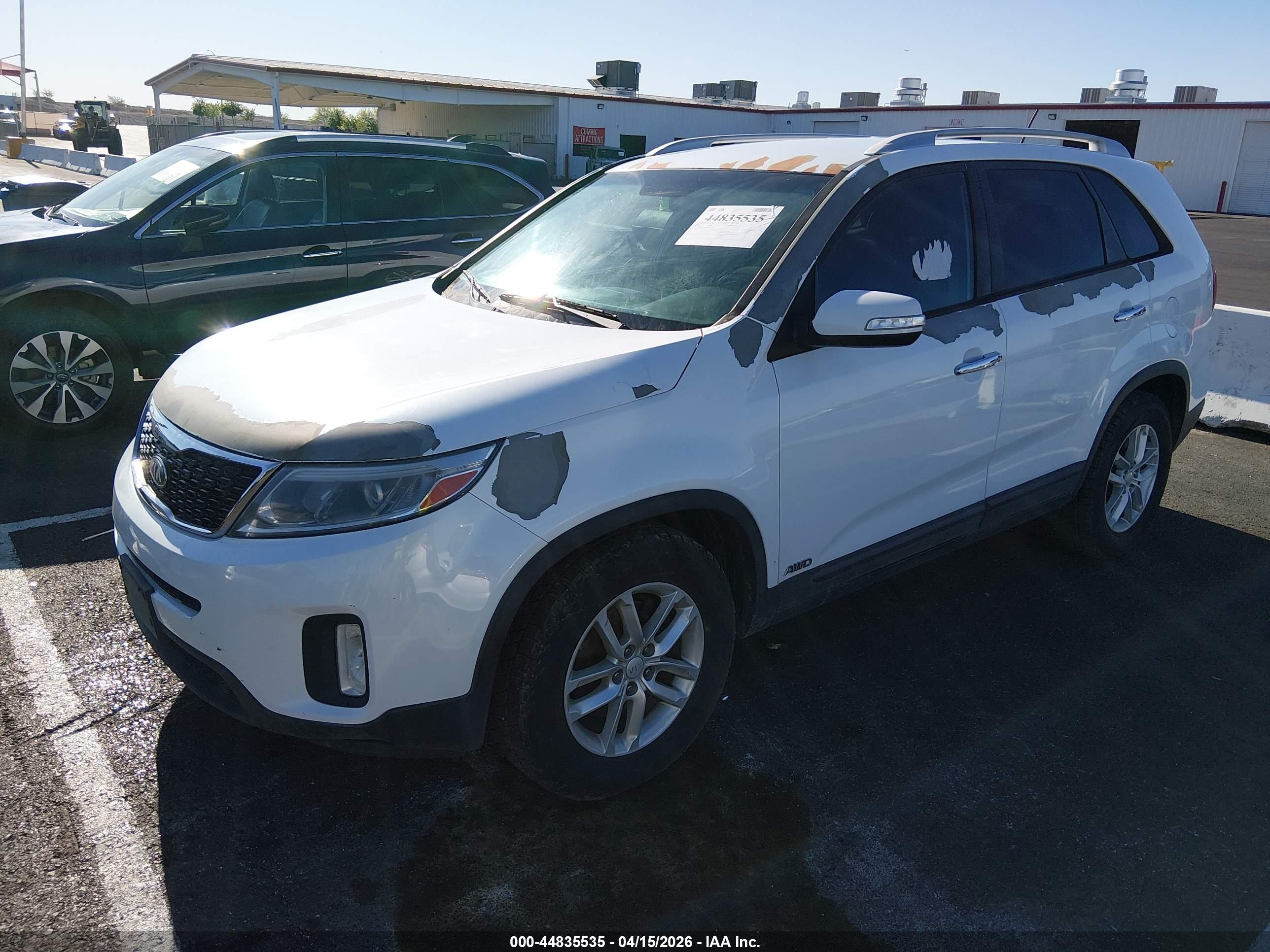 KIA SORENTO image 2