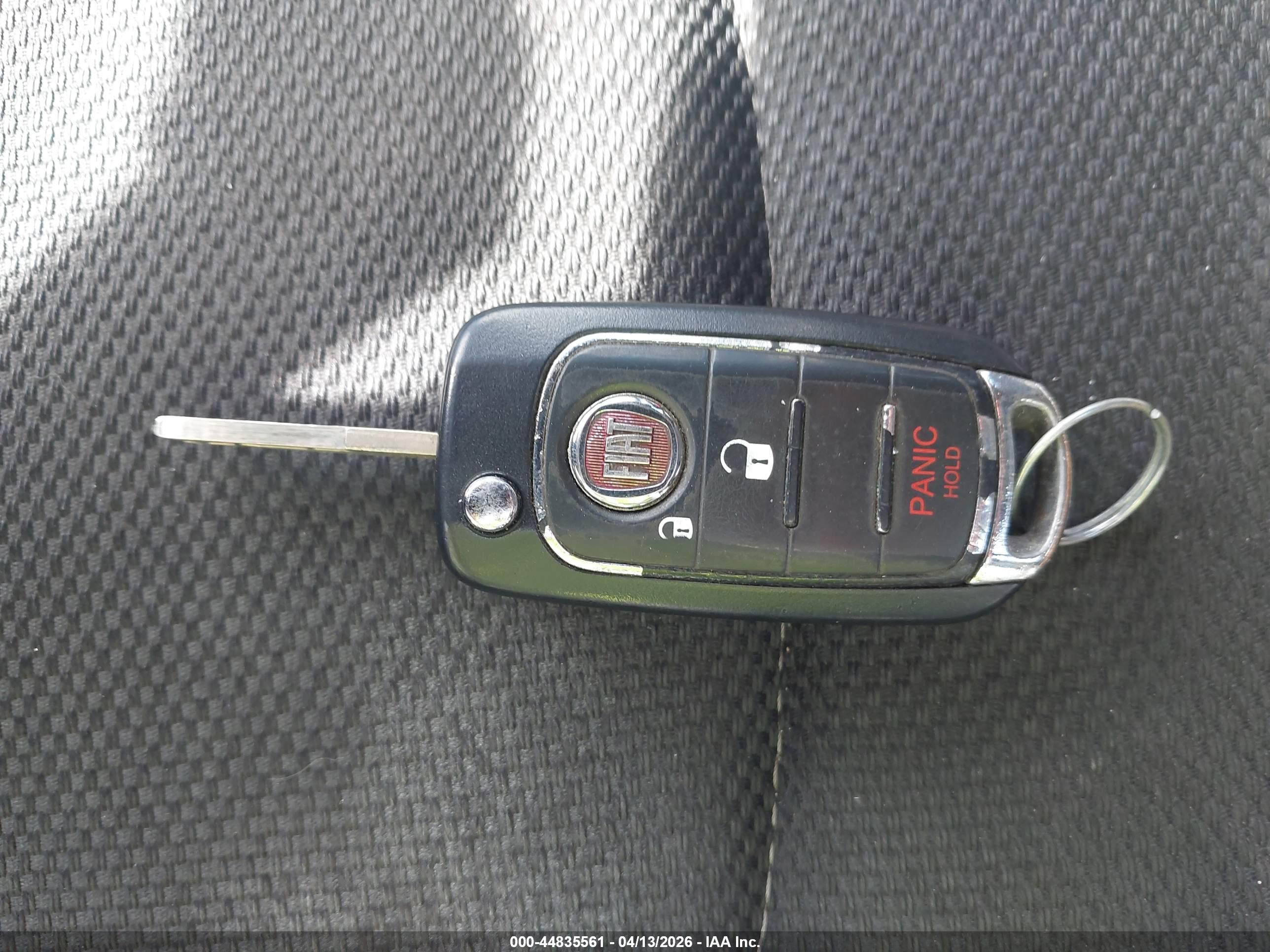 FIAT 500X image 11
