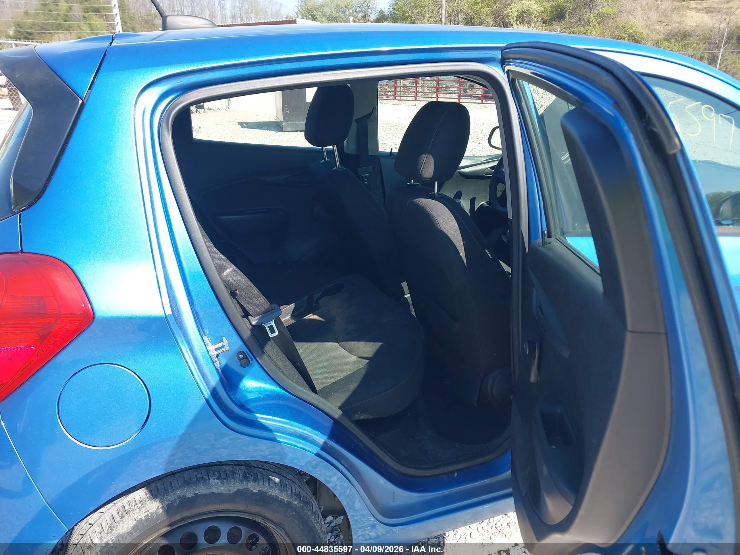CHEVROLET SPARK image 8