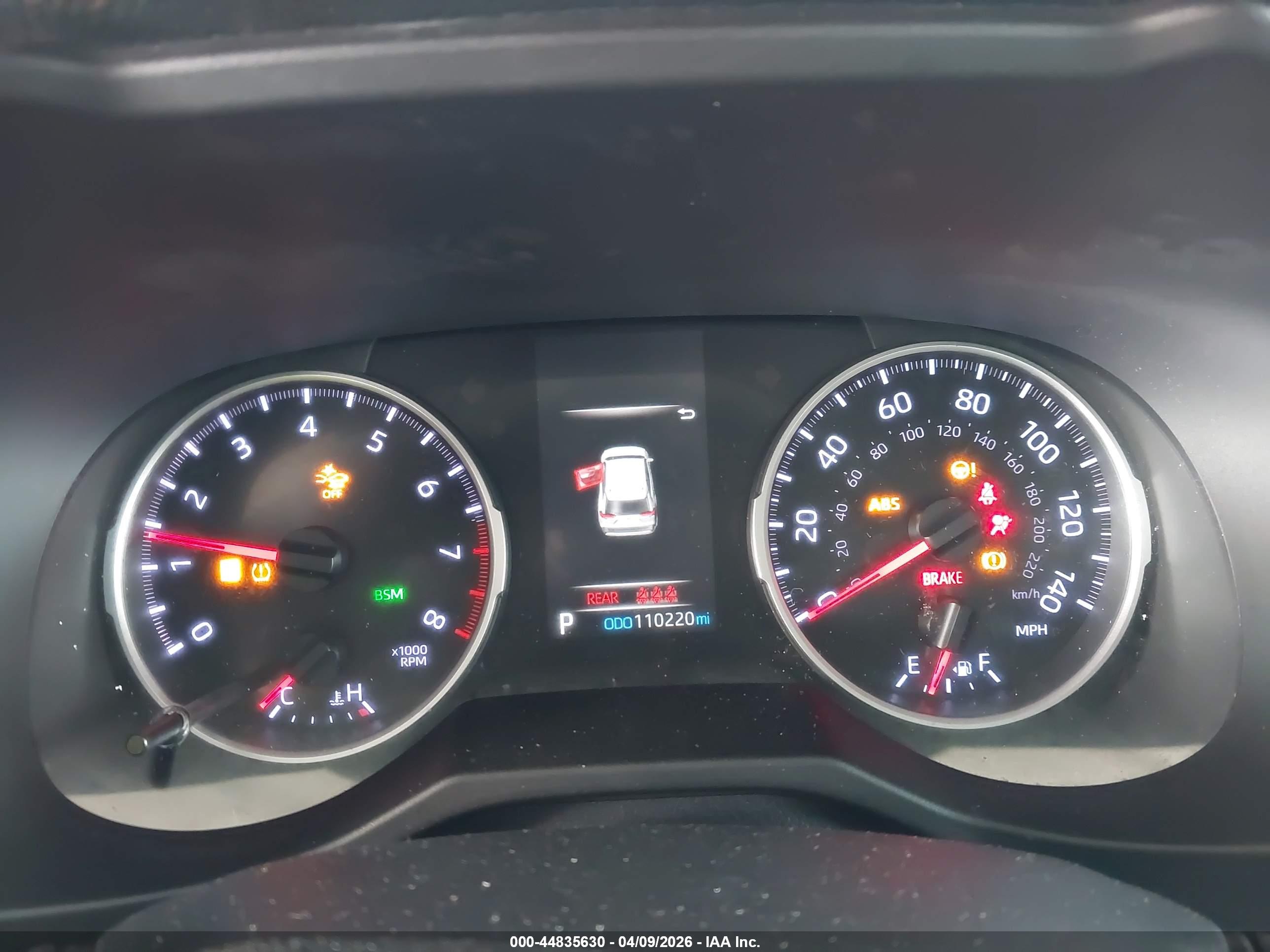 TOYOTA RAV4 image 7