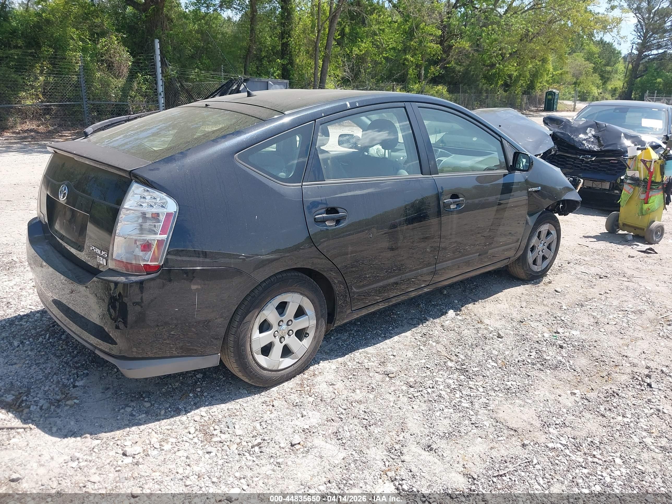 TOYOTA PRIUS image 4