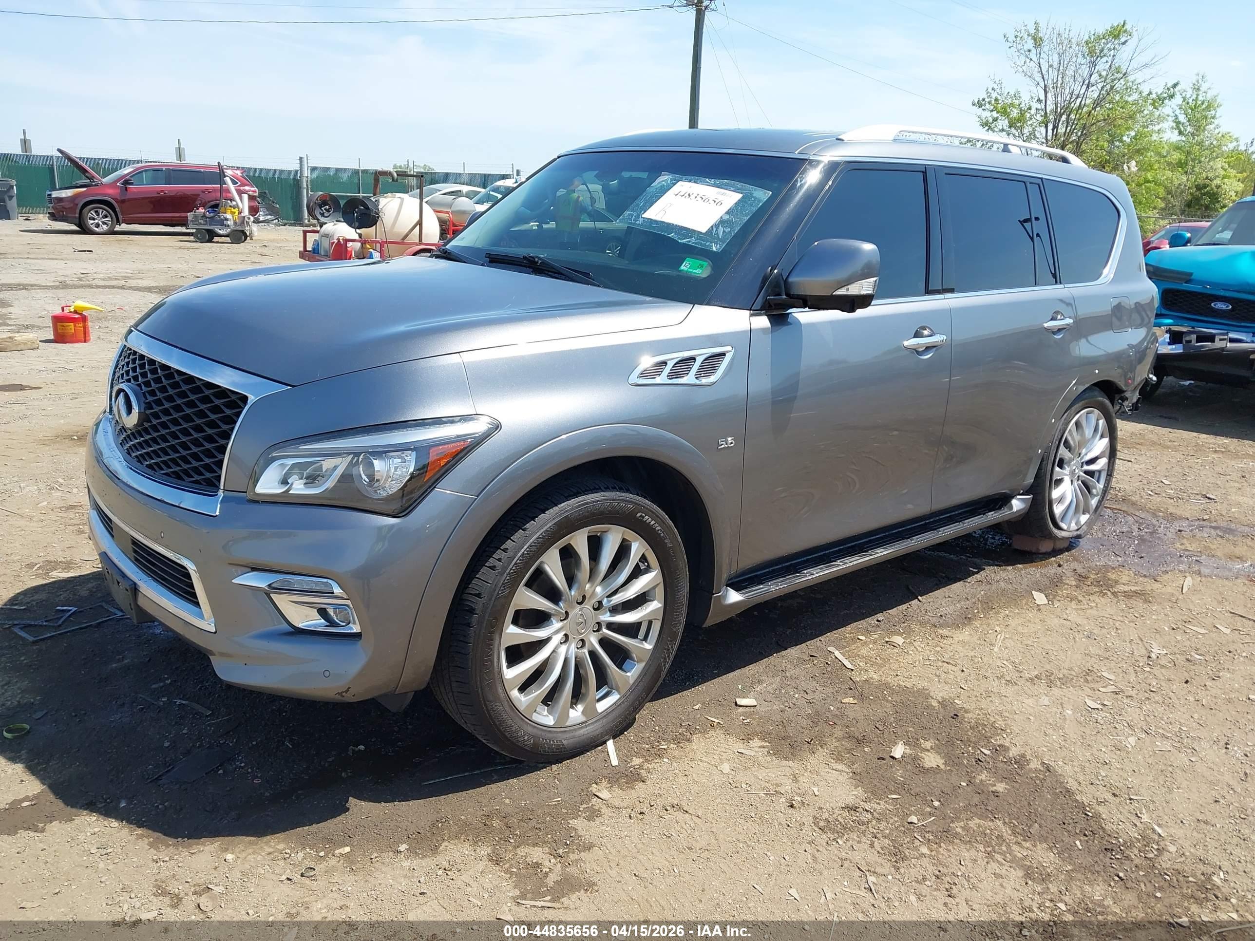INFINITI QX80 image 2