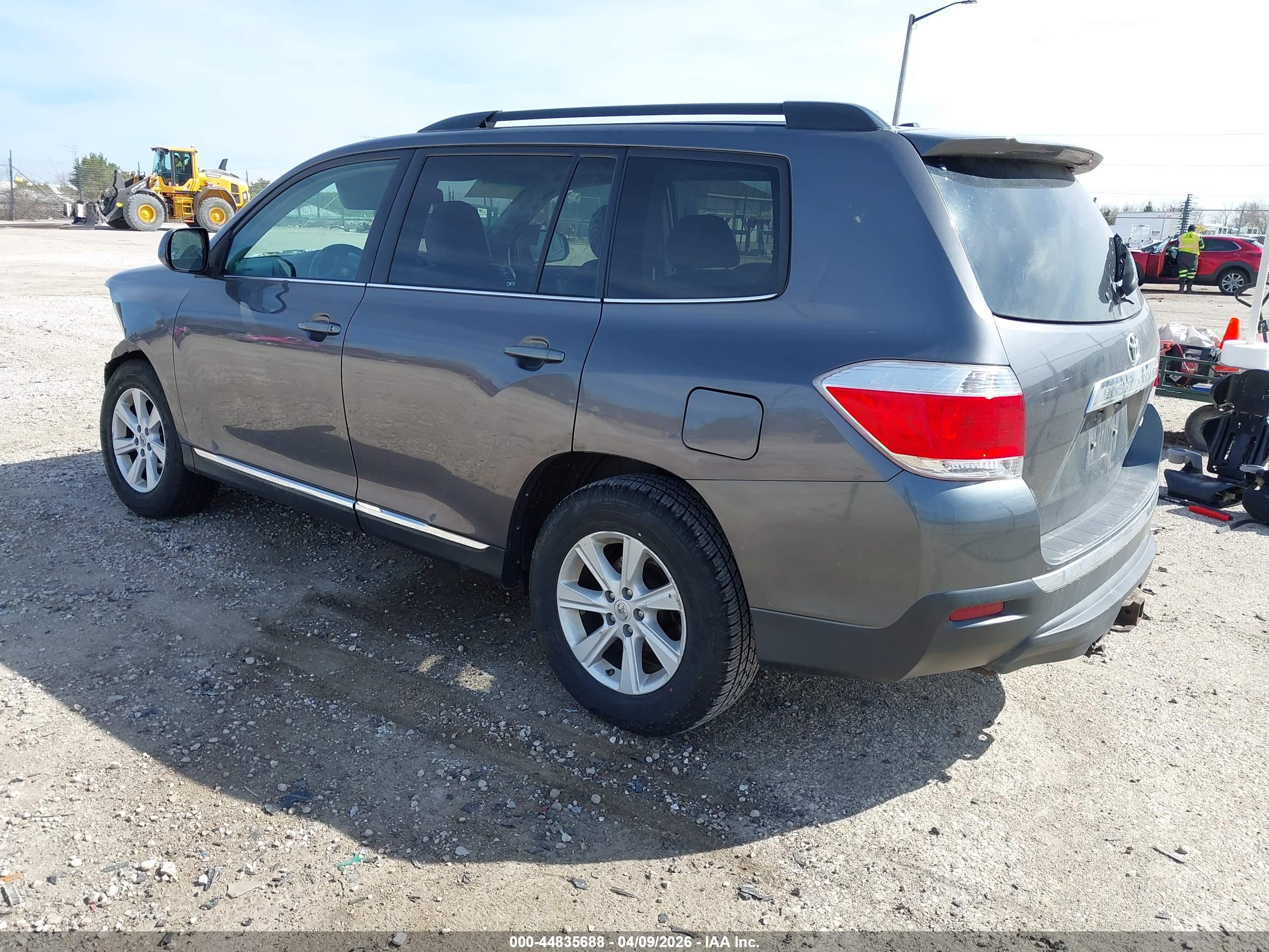 TOYOTA HIGHLANDER image 3