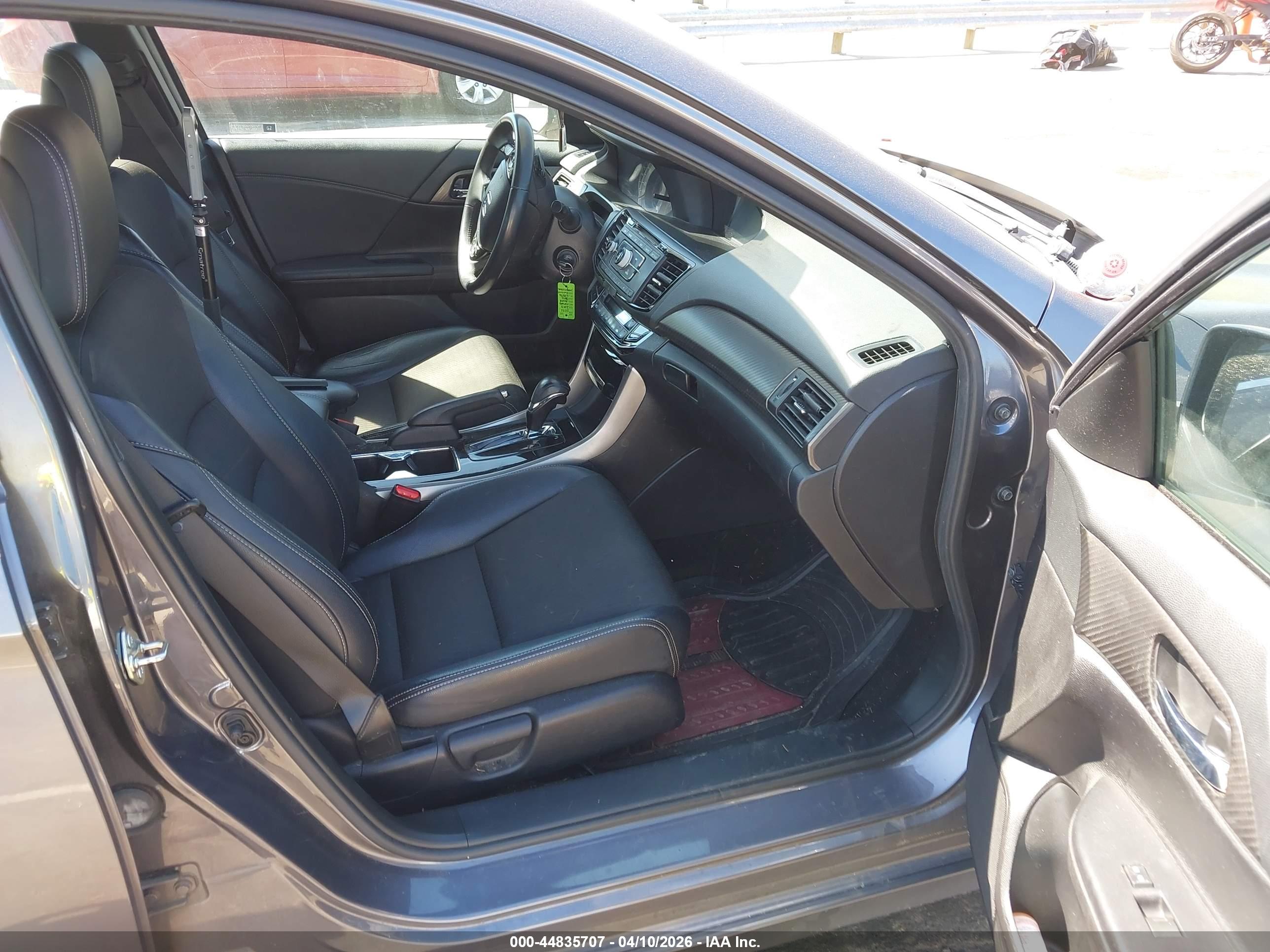 HONDA ACCORD image 5