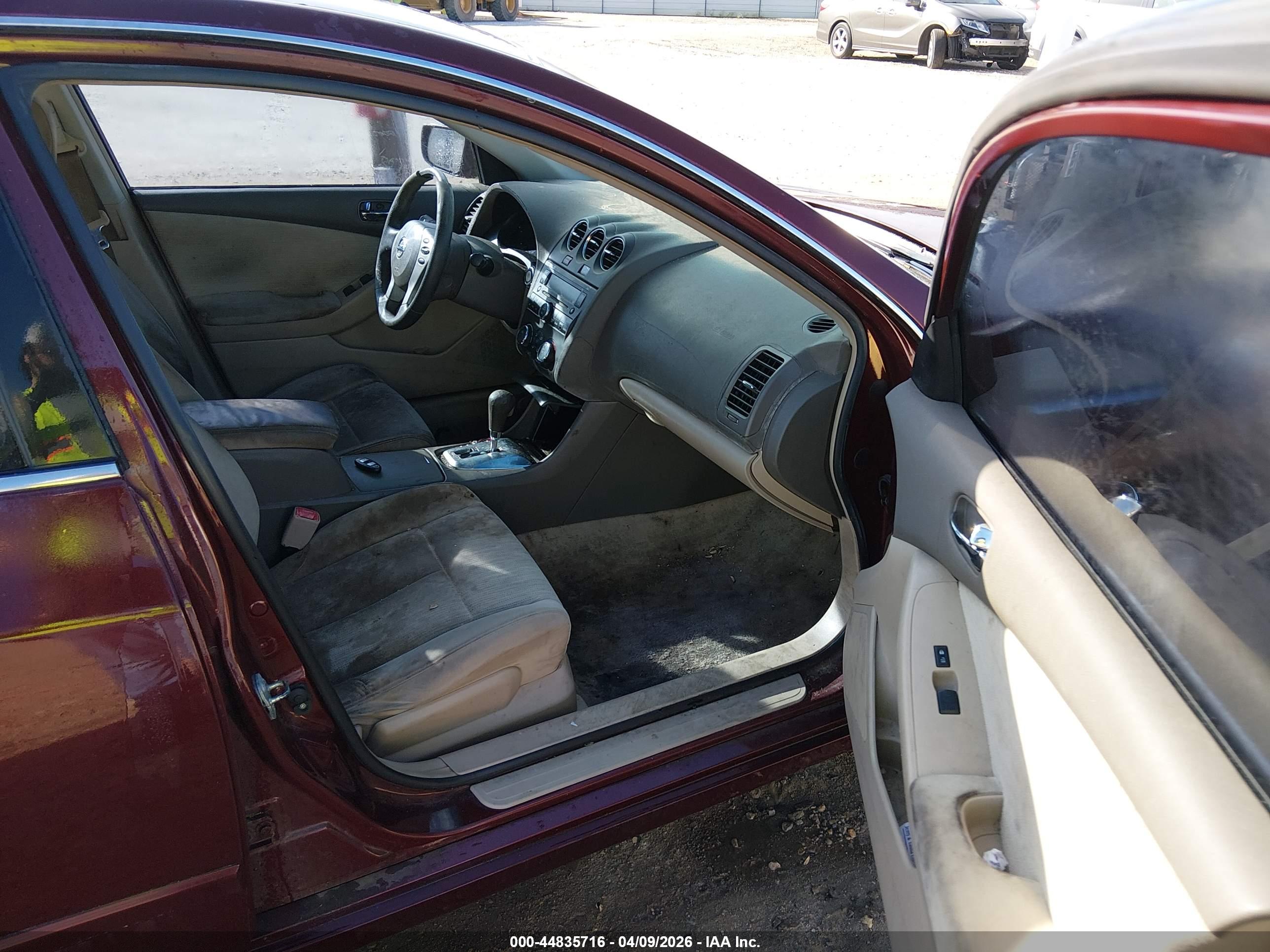 NISSAN ALTIMA image 5