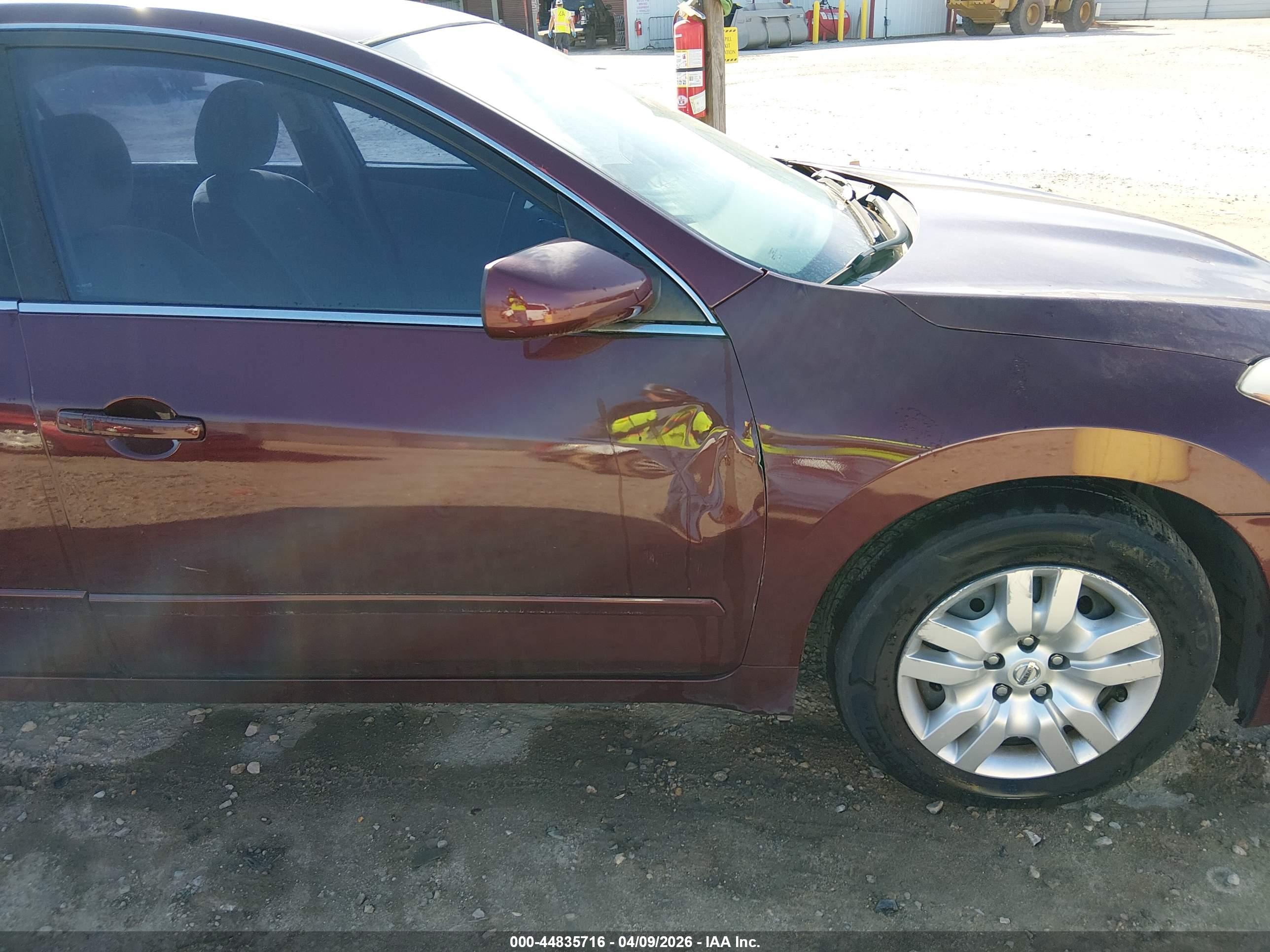 NISSAN ALTIMA image 6