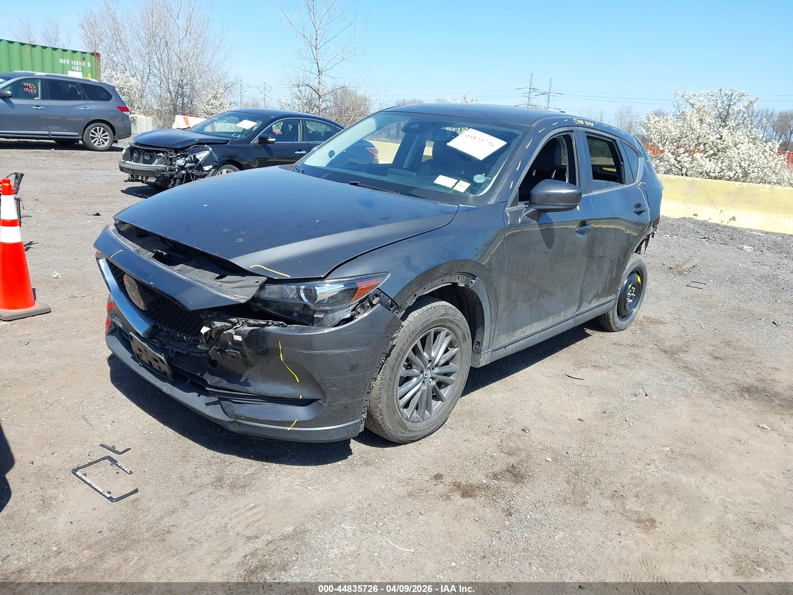 MAZDA CX-5 image 2