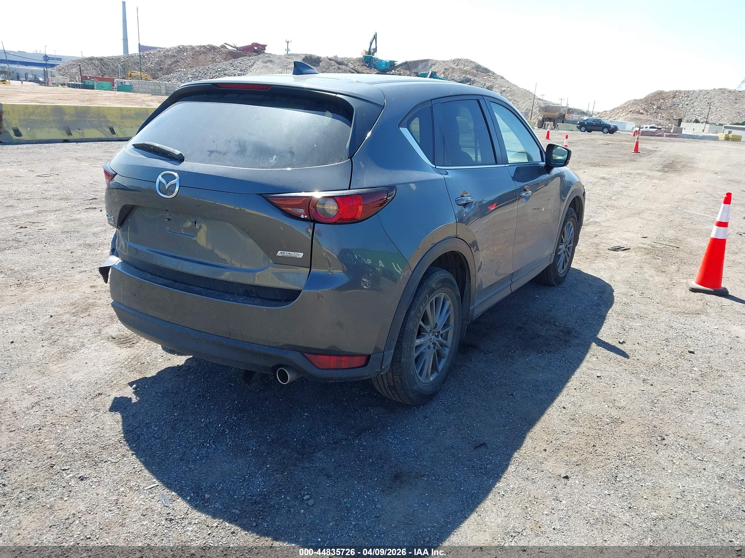 MAZDA CX-5 image 4