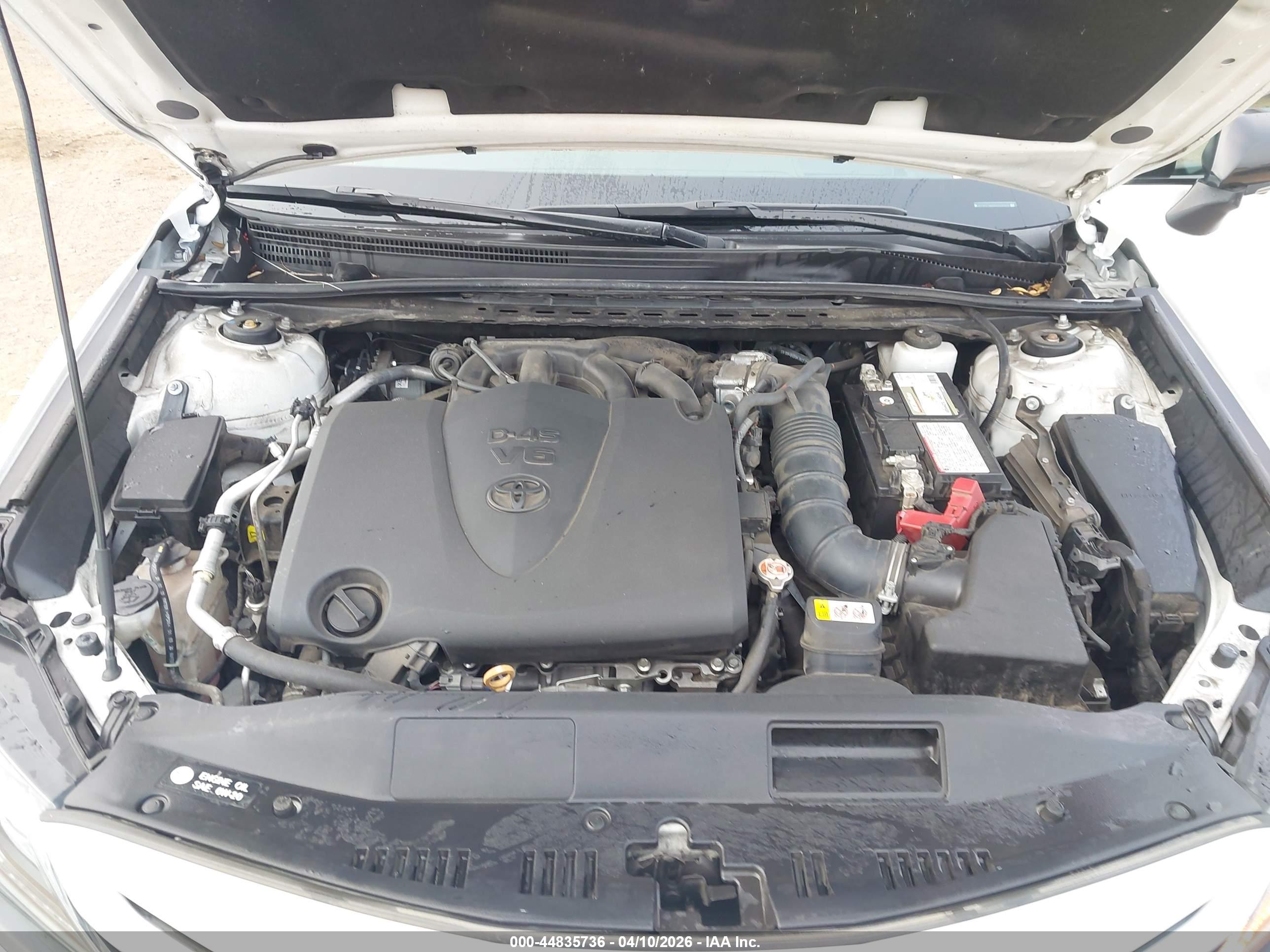 TOYOTA CAMRY image 10