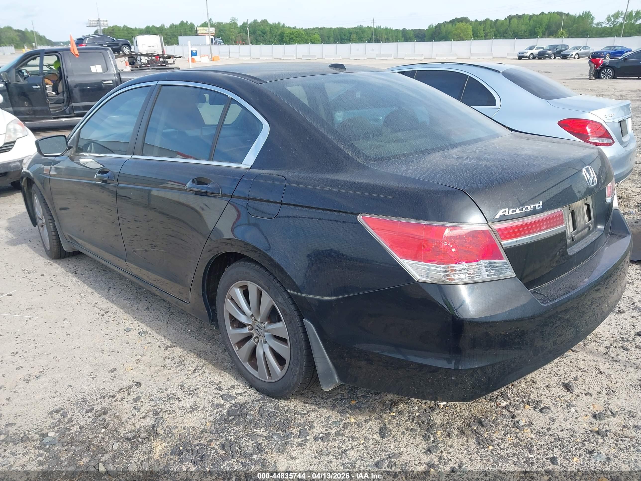 HONDA ACCORD image 3