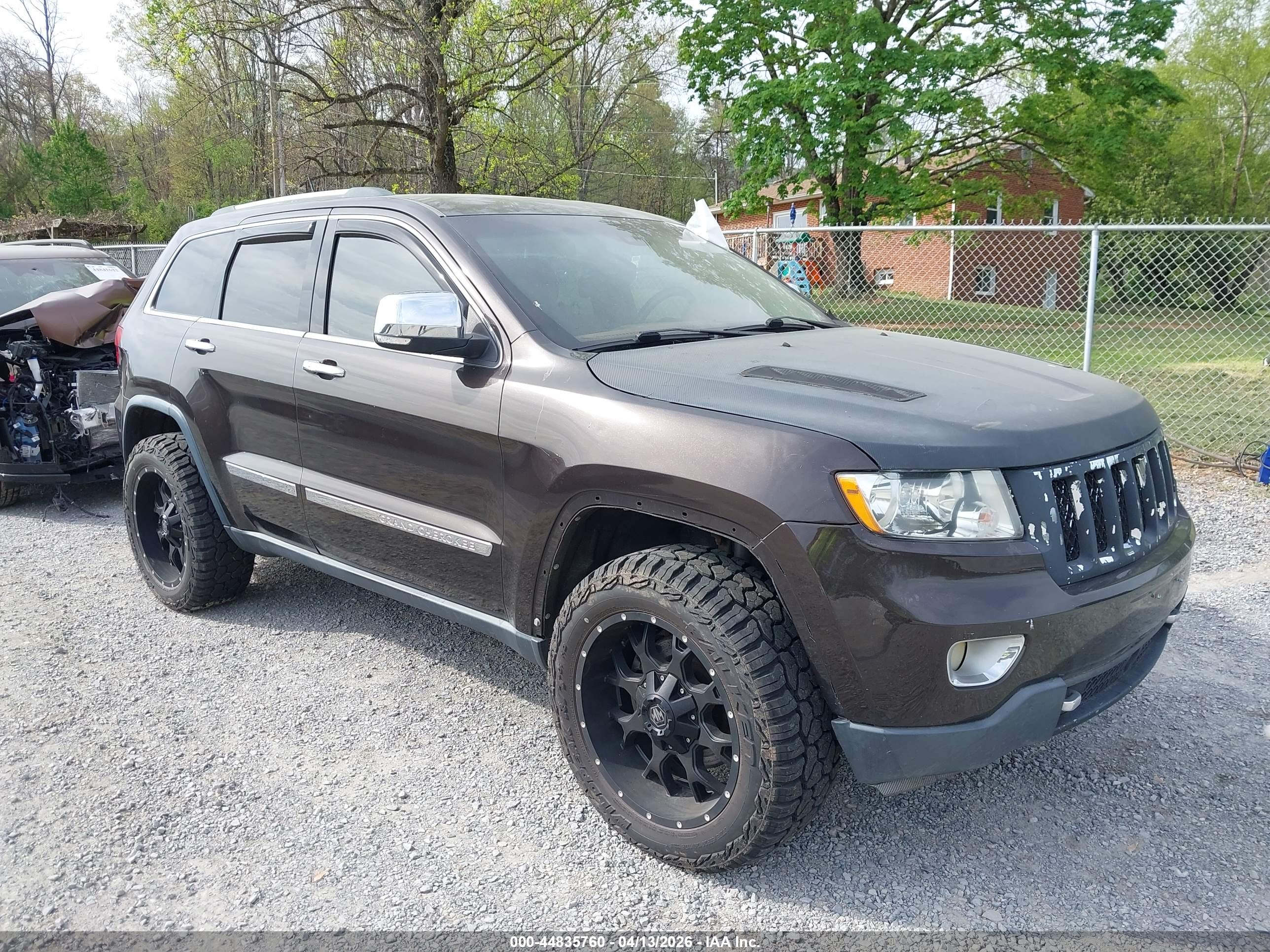 JEEP GRAND image 6