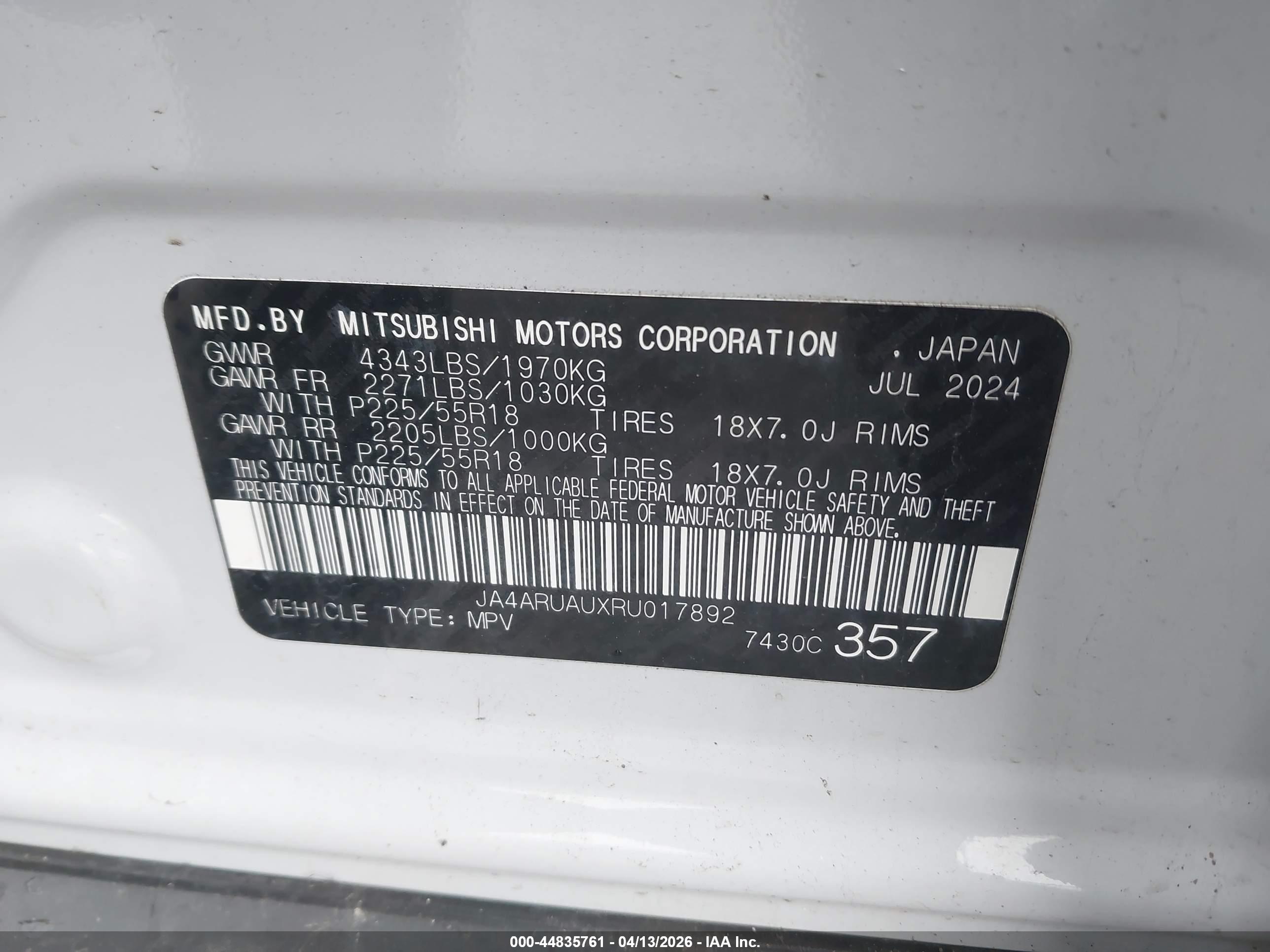 MITSUBISHI OUTLANDER image 9