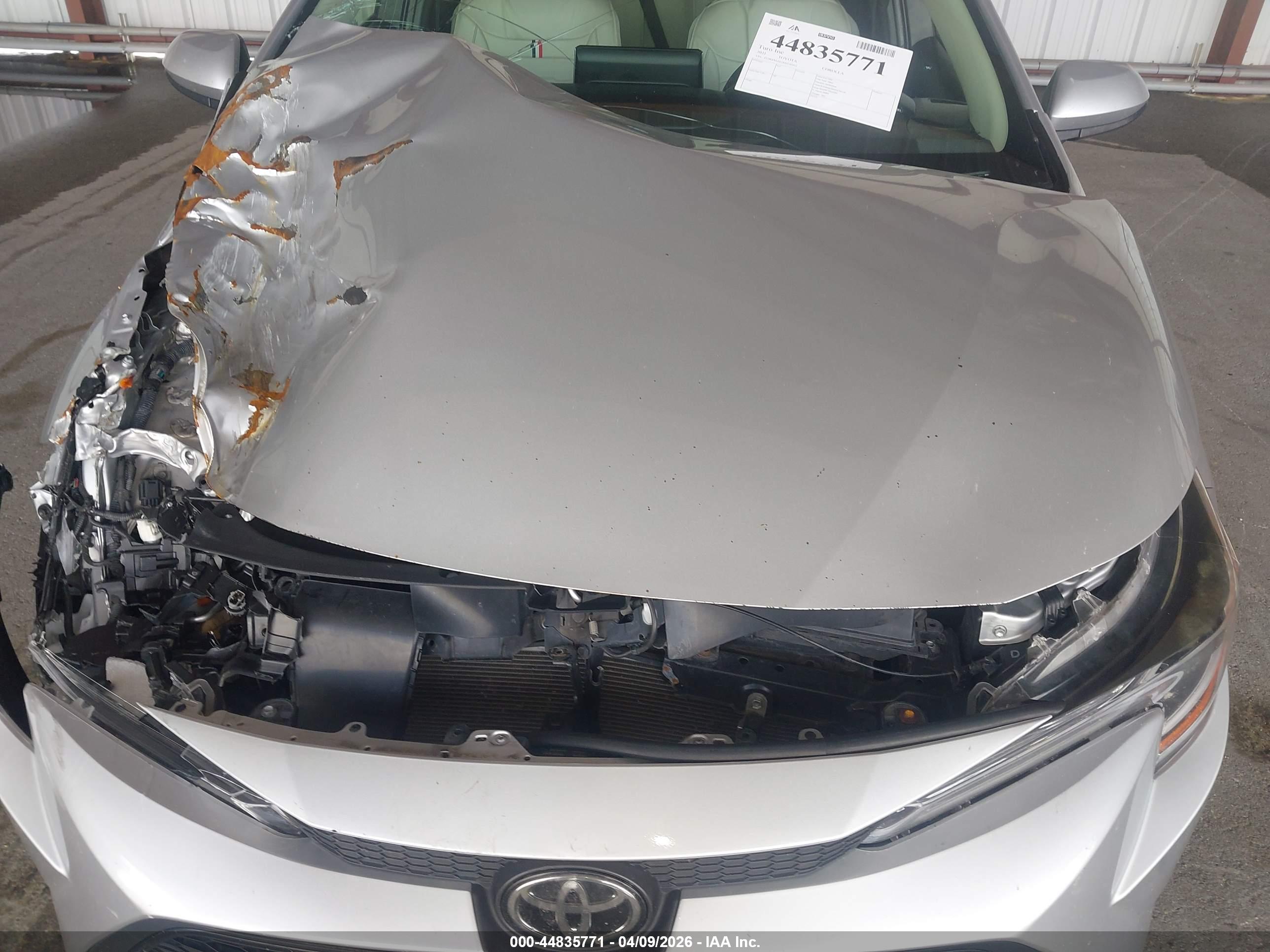 TOYOTA COROLLA image 10
