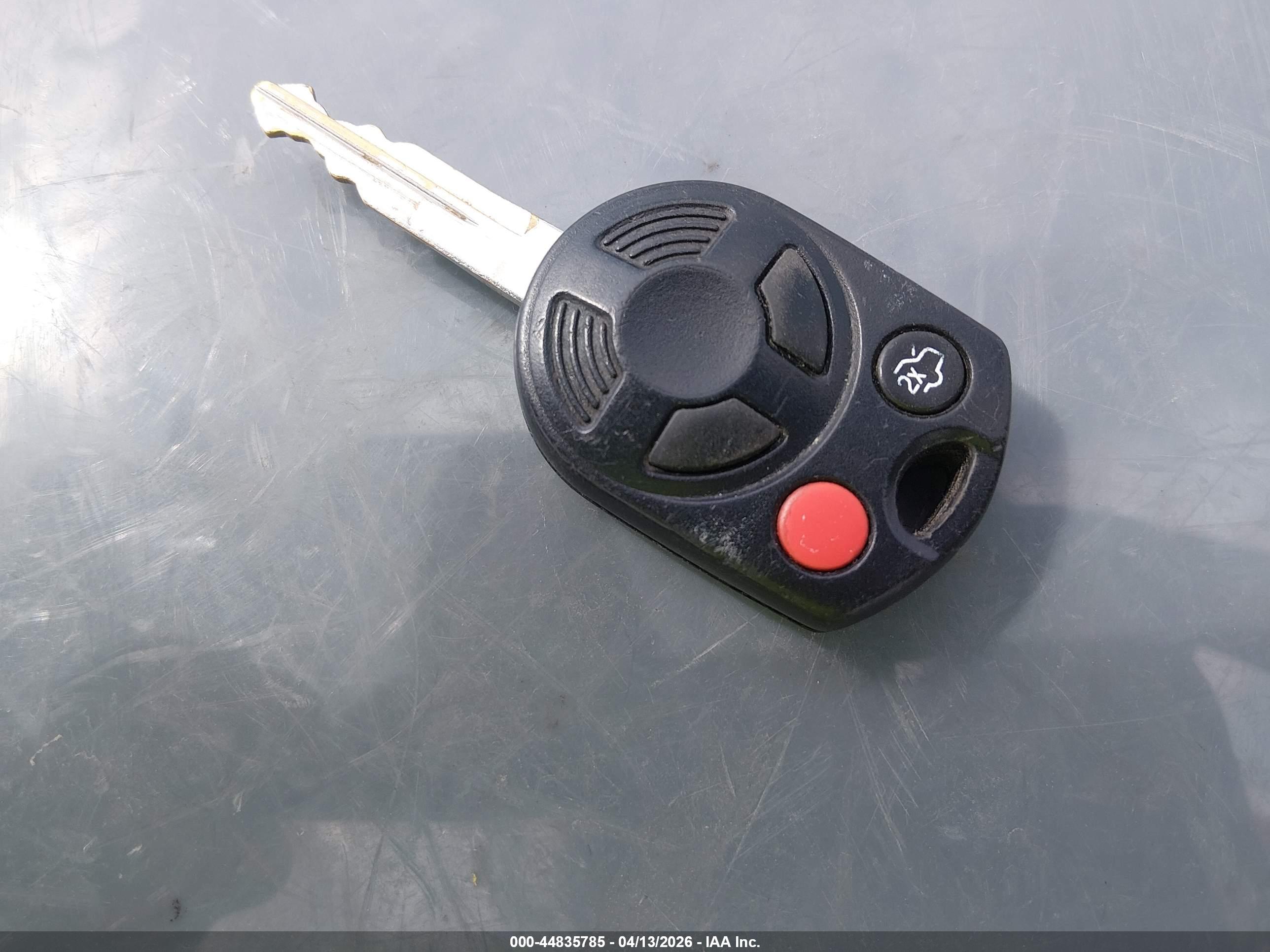 FORD ESCAPE image 11