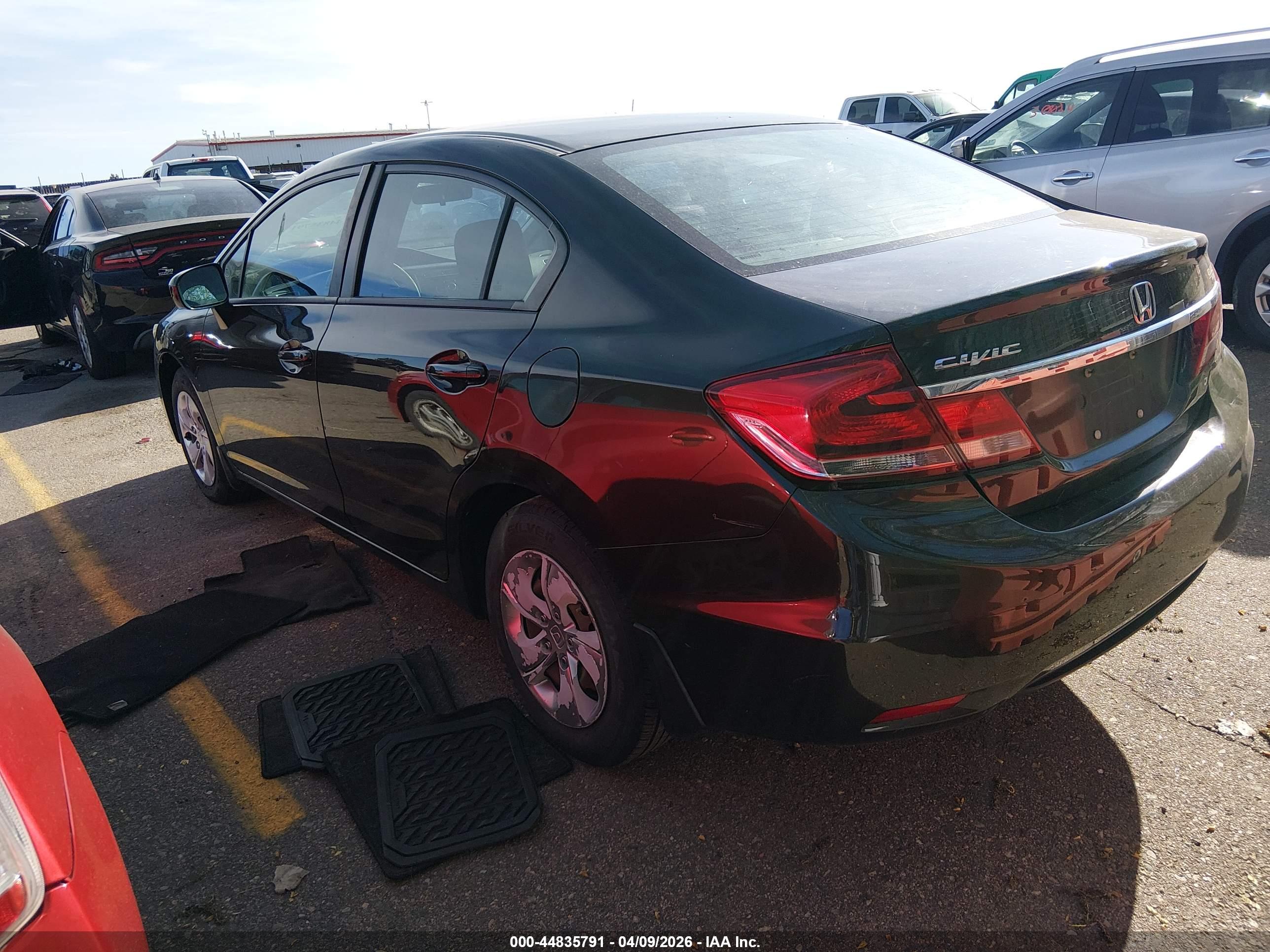 HONDA CIVIC image 3
