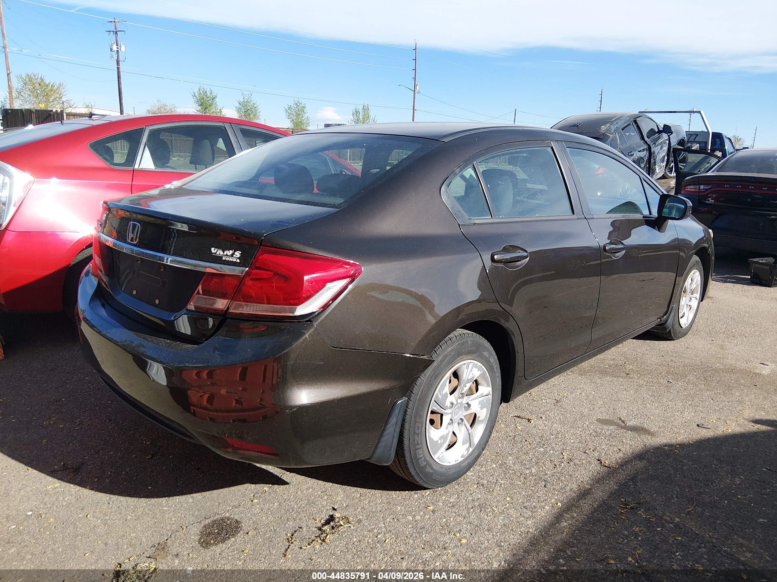 HONDA CIVIC image 4