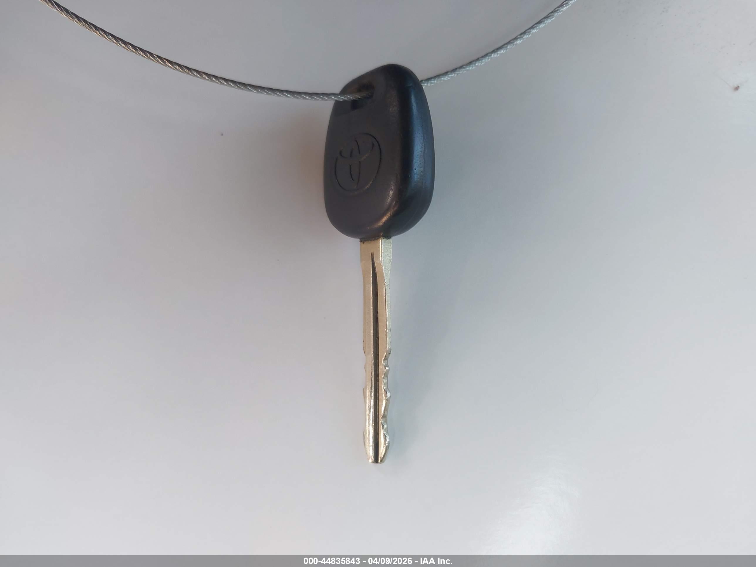TOYOTA COROLLA image 11