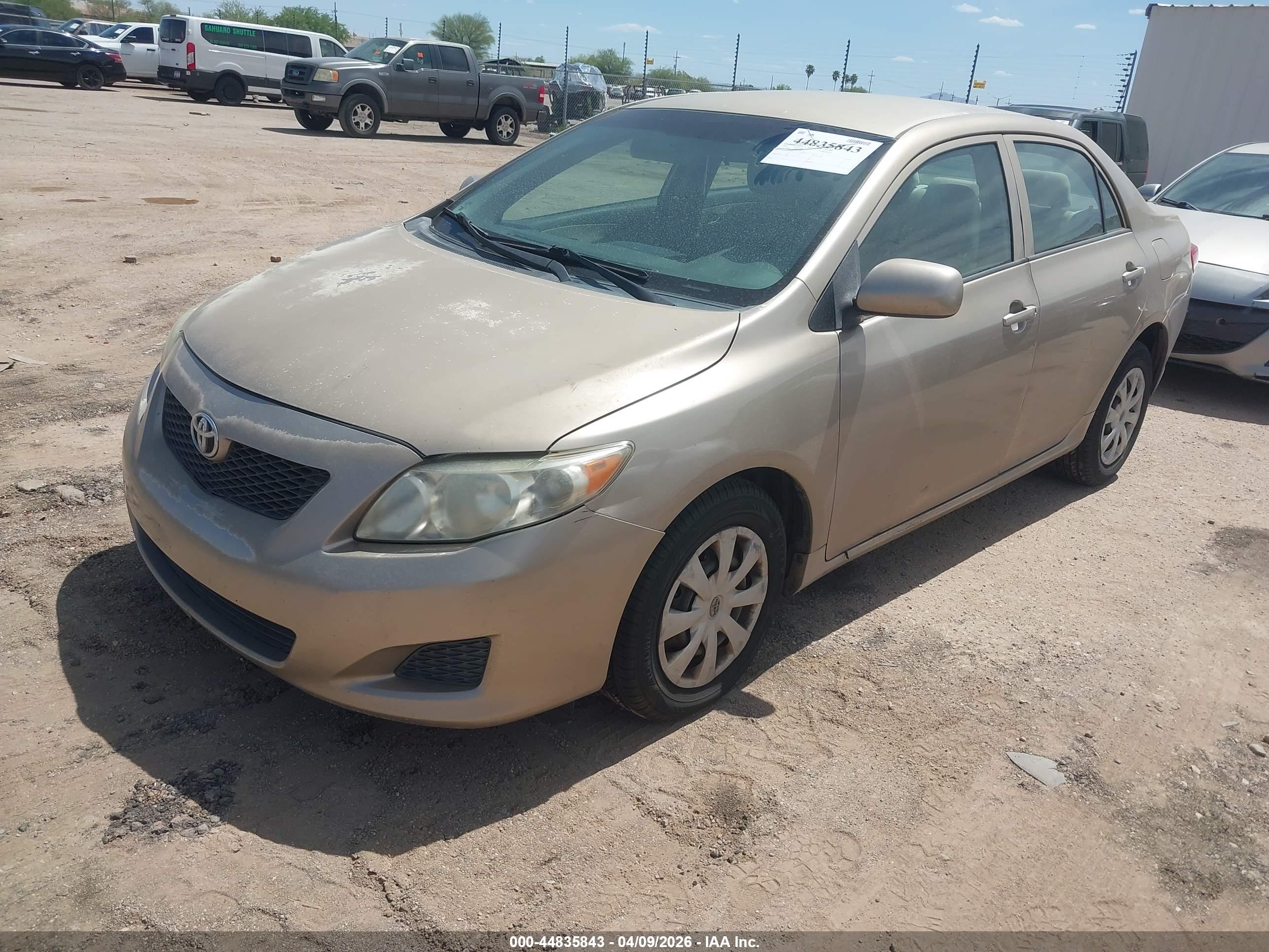 TOYOTA COROLLA image 2