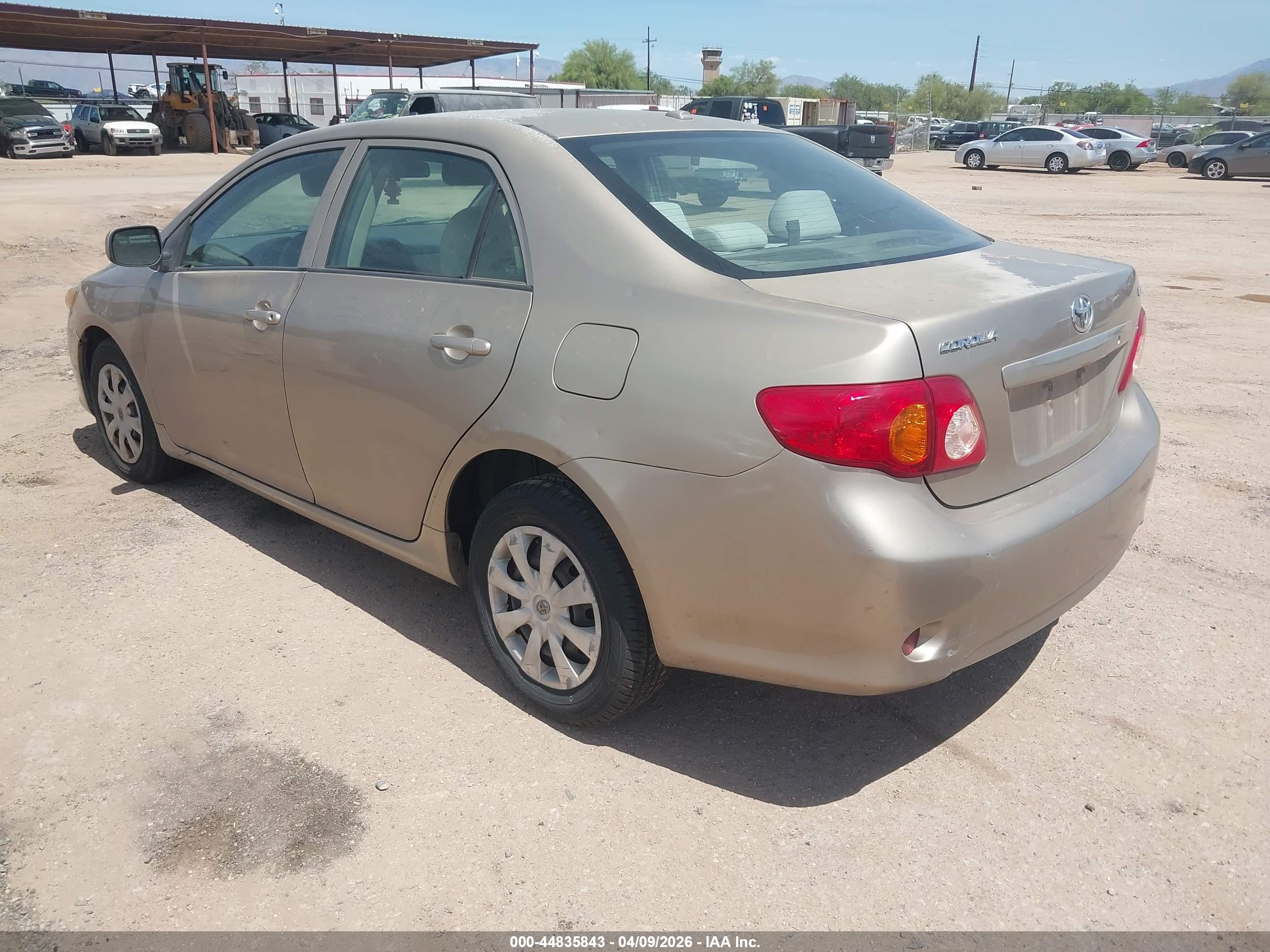 TOYOTA COROLLA image 3