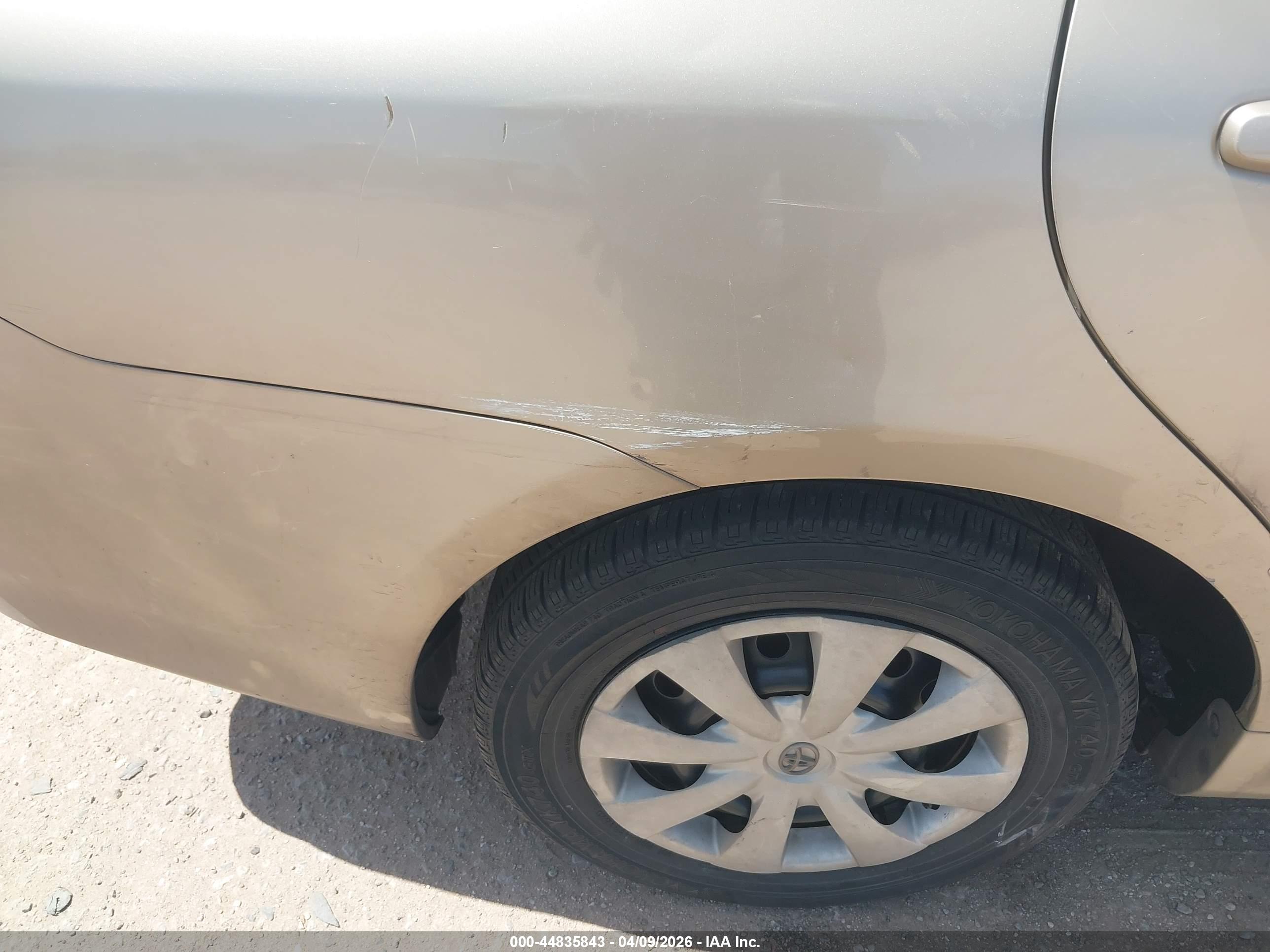 TOYOTA COROLLA image 6