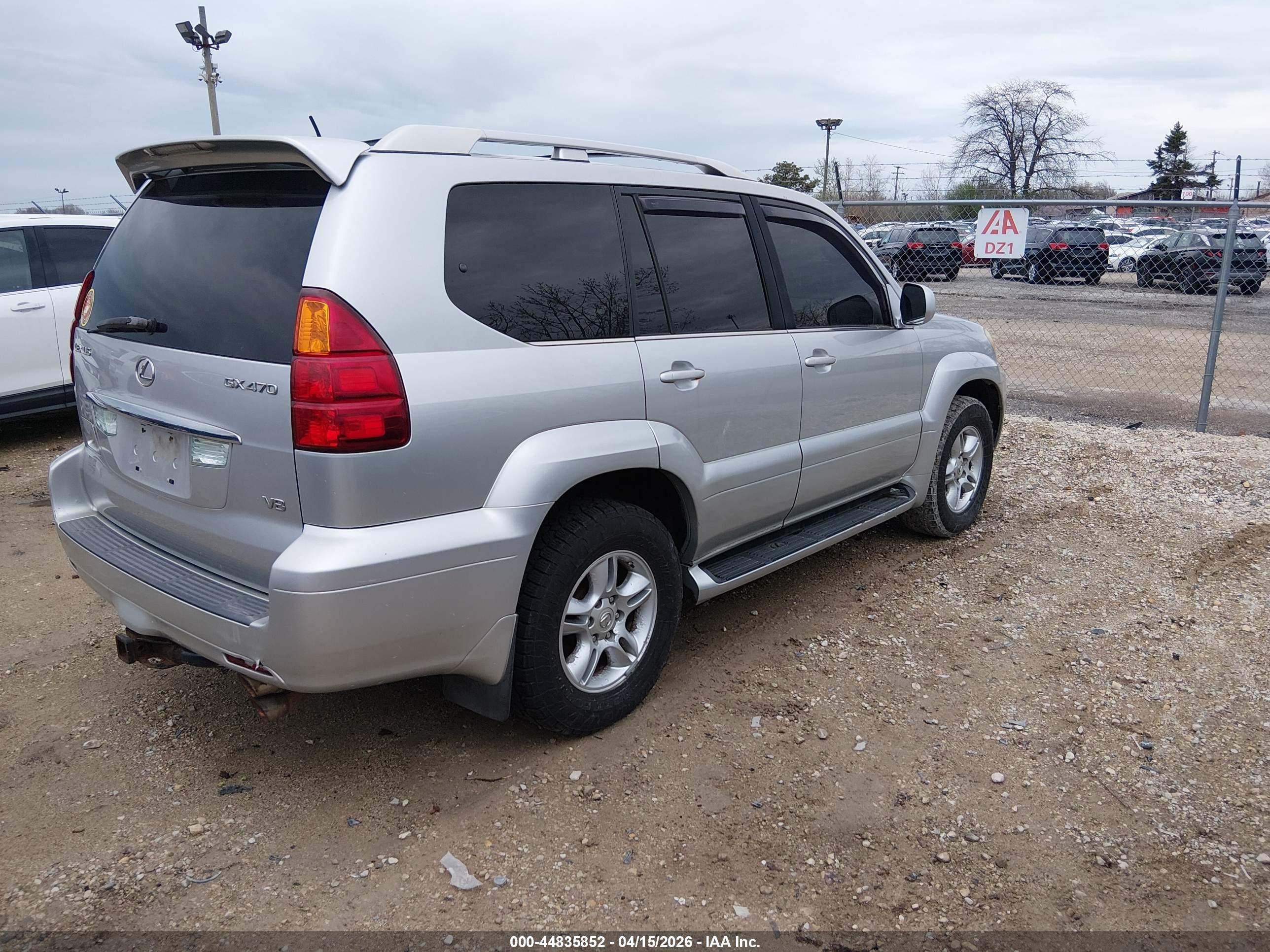 LEXUS GX image 4