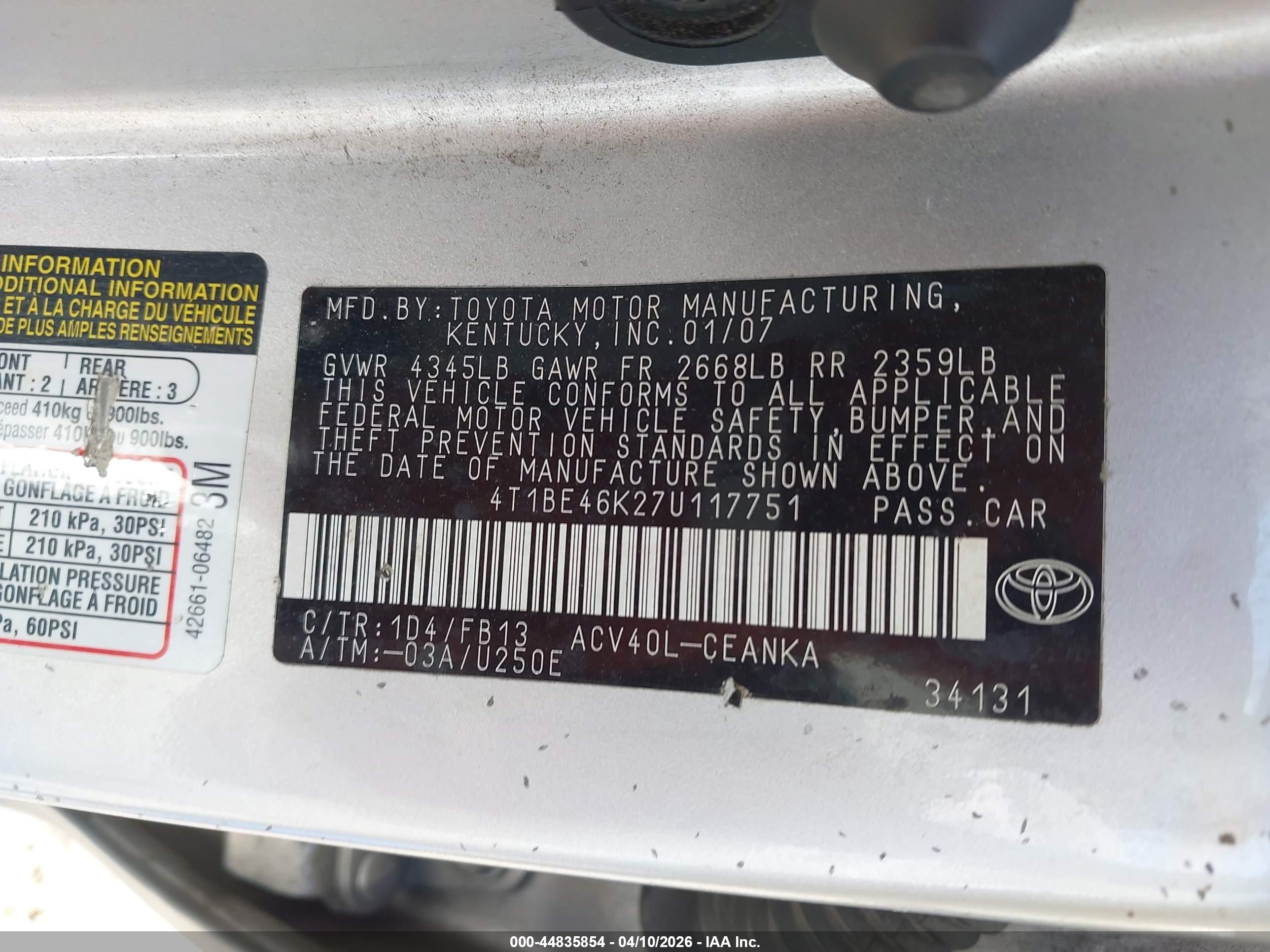TOYOTA CAMRY image 9