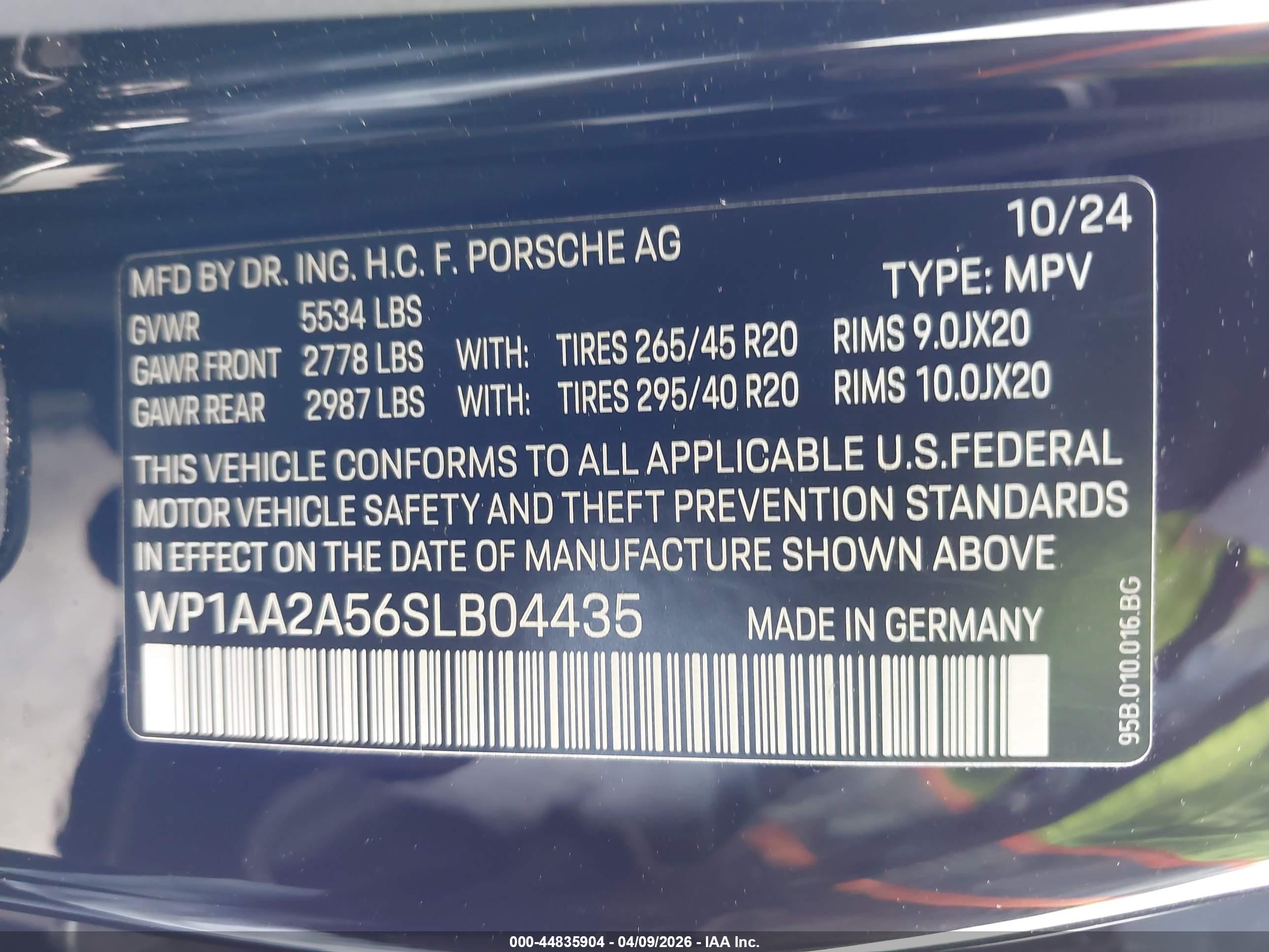 PORSCHE MACAN image 9