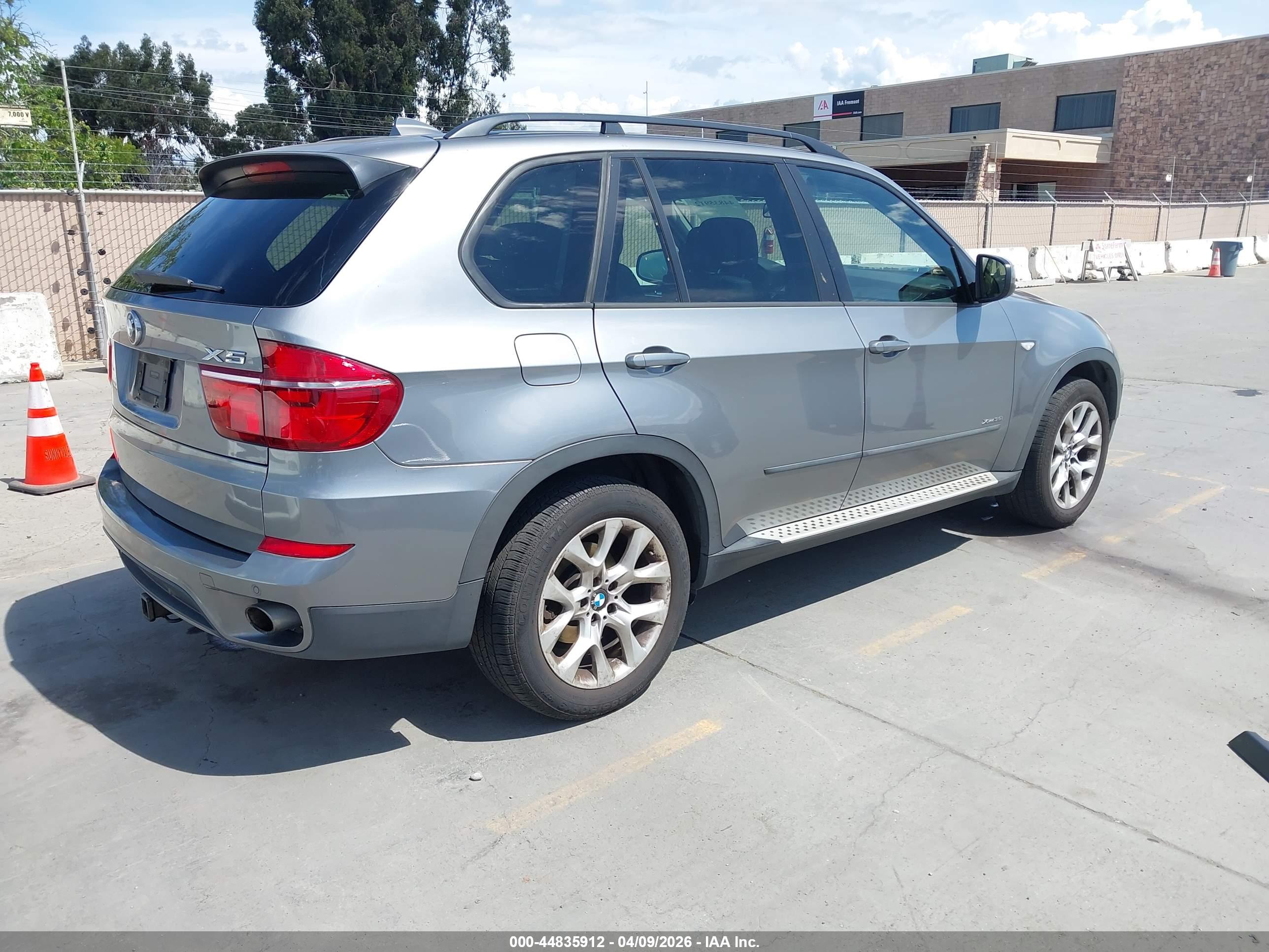 BMW X5 image 4