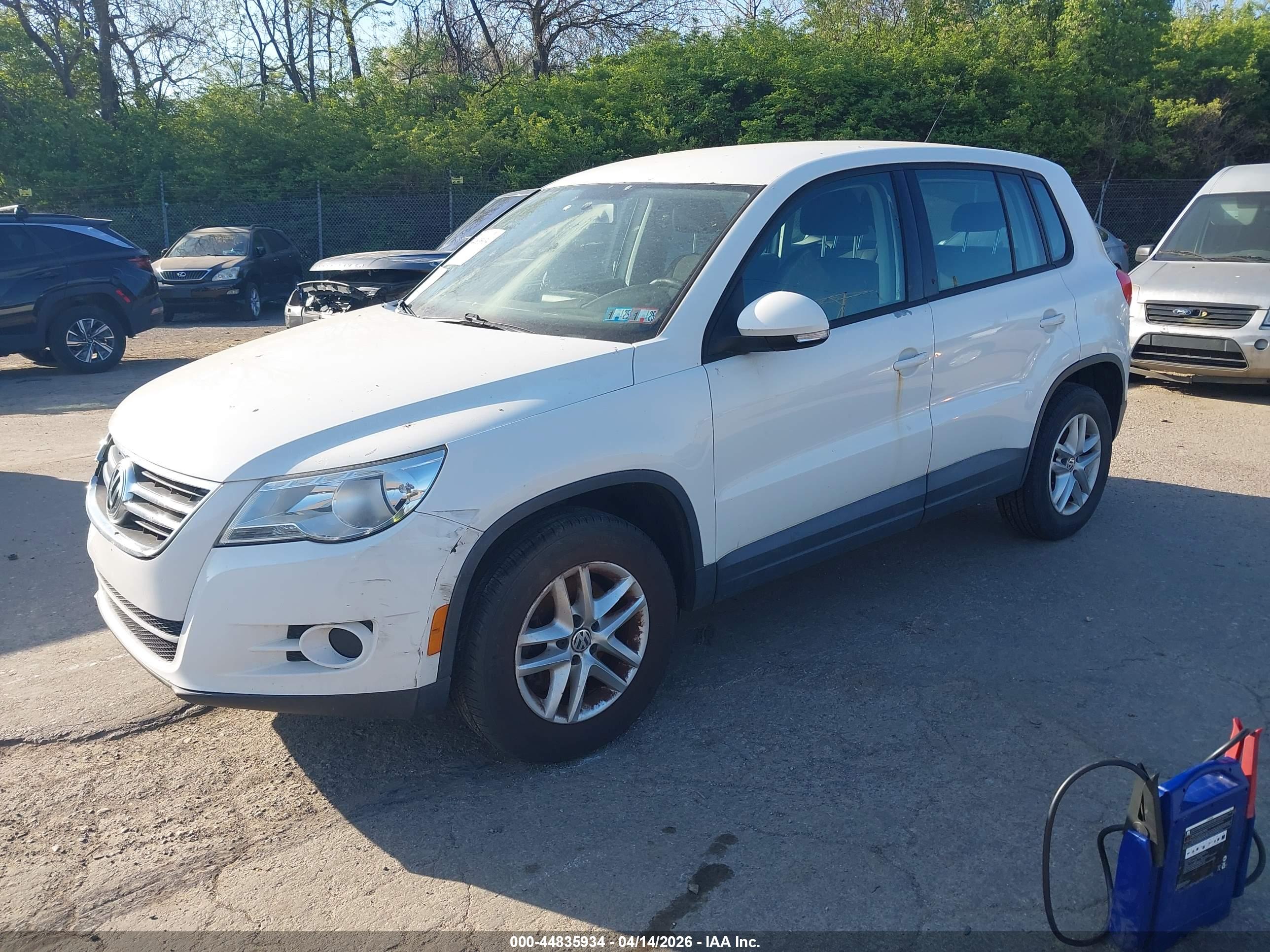 VOLKSWAGEN TIGUAN image 2