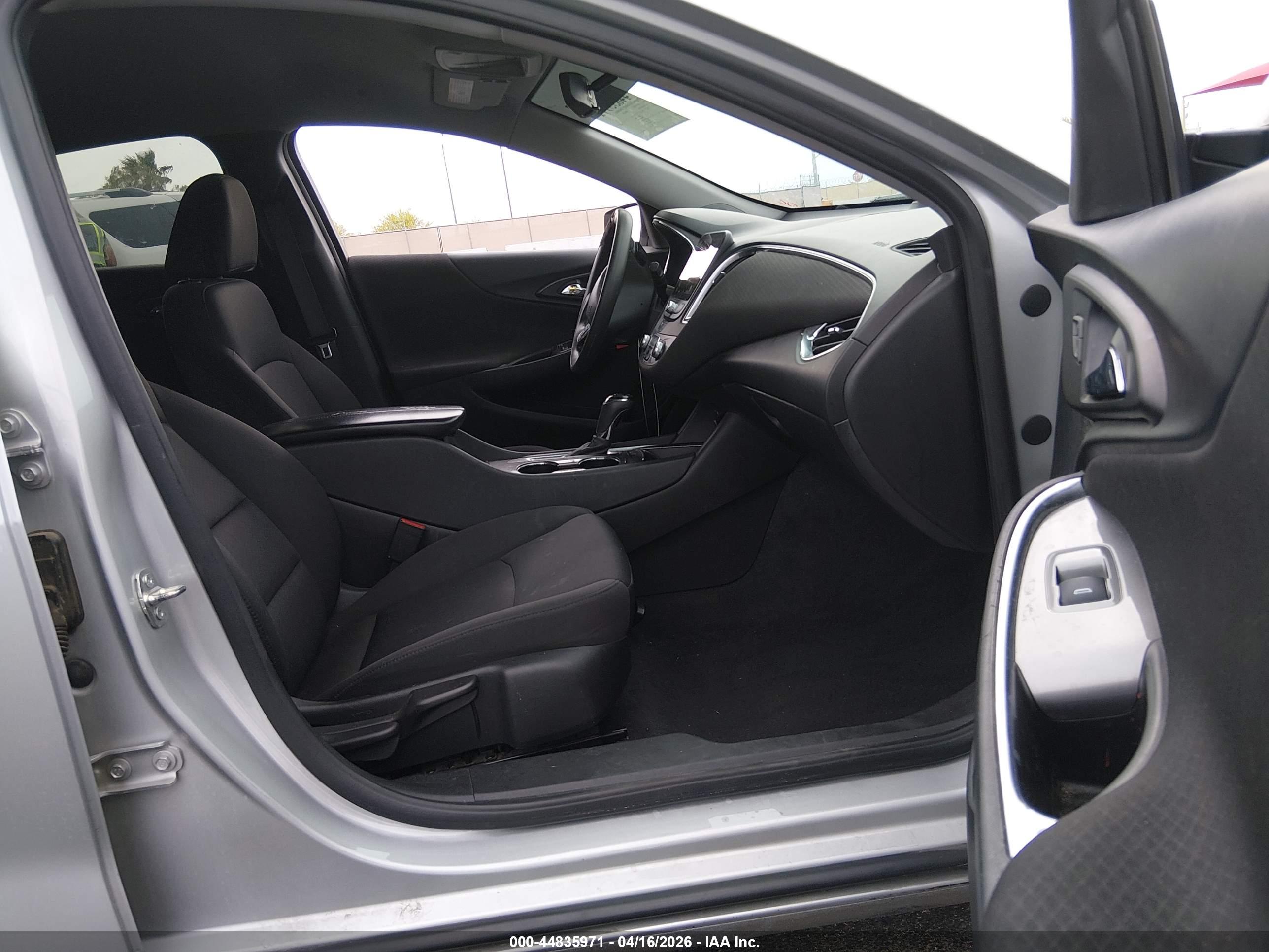 CHEVROLET MALIBU image 5