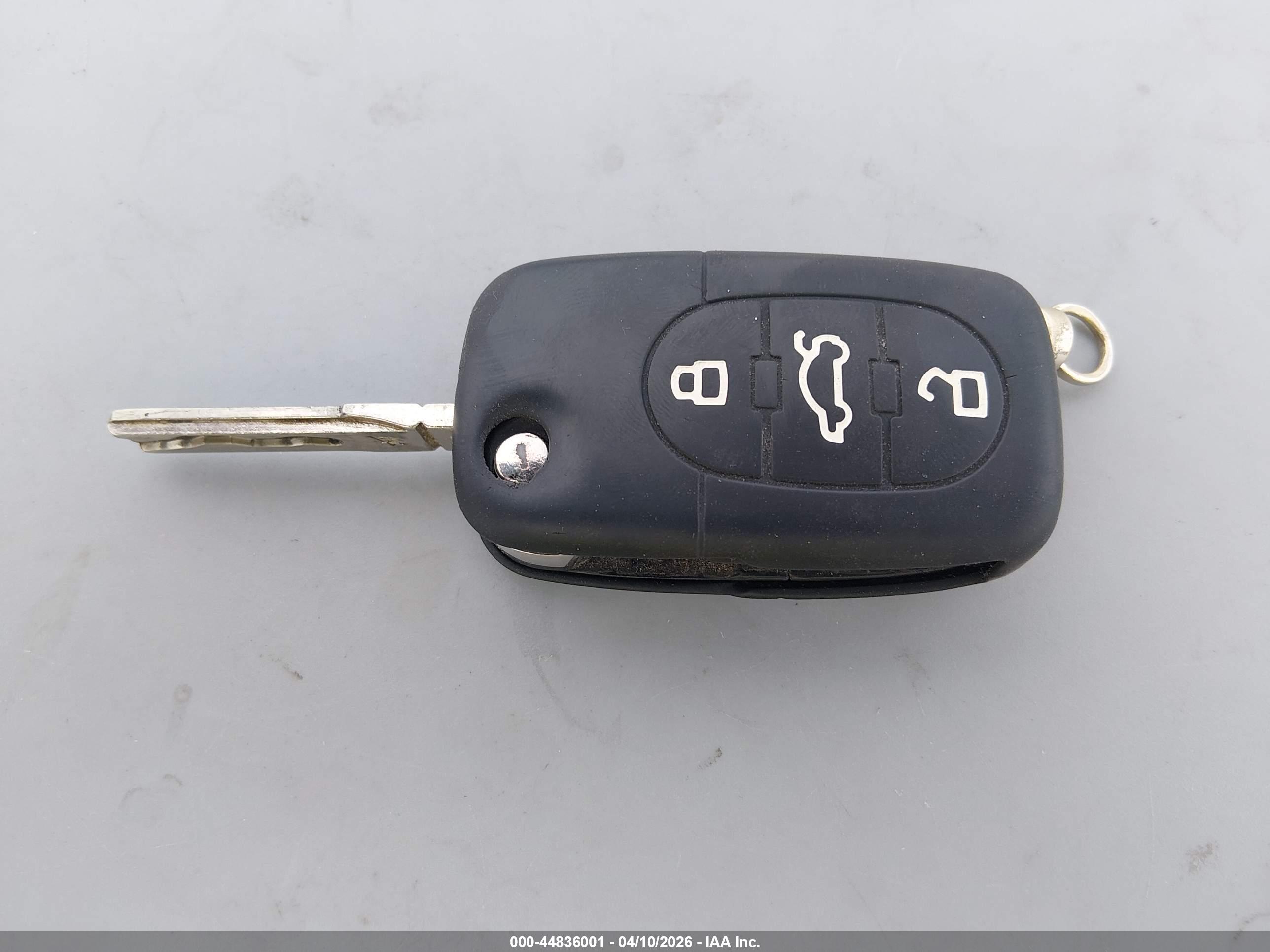 AUDI A4 image 11
