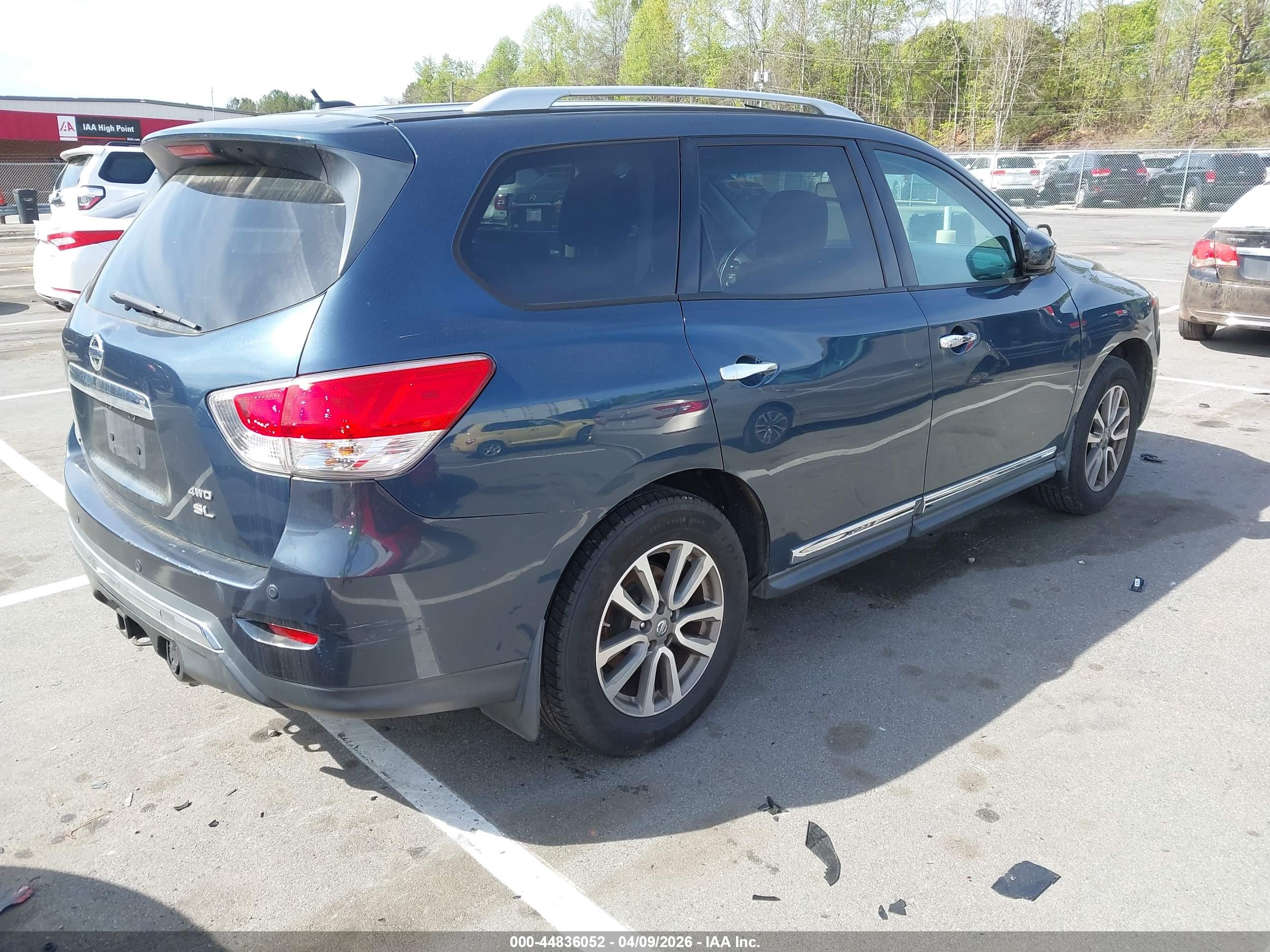 NISSAN PATHFINDER image 4