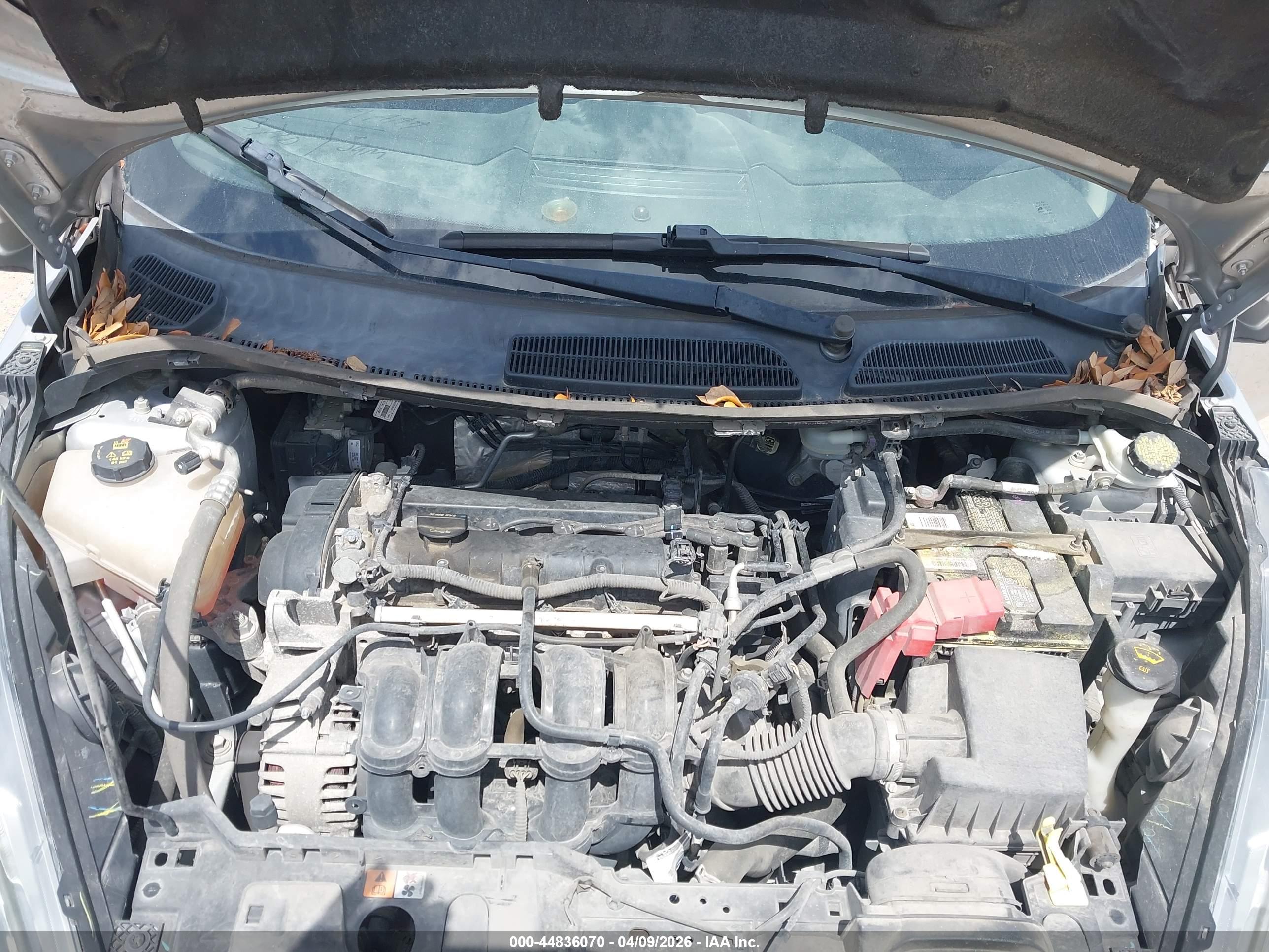 FORD FIESTA image 10