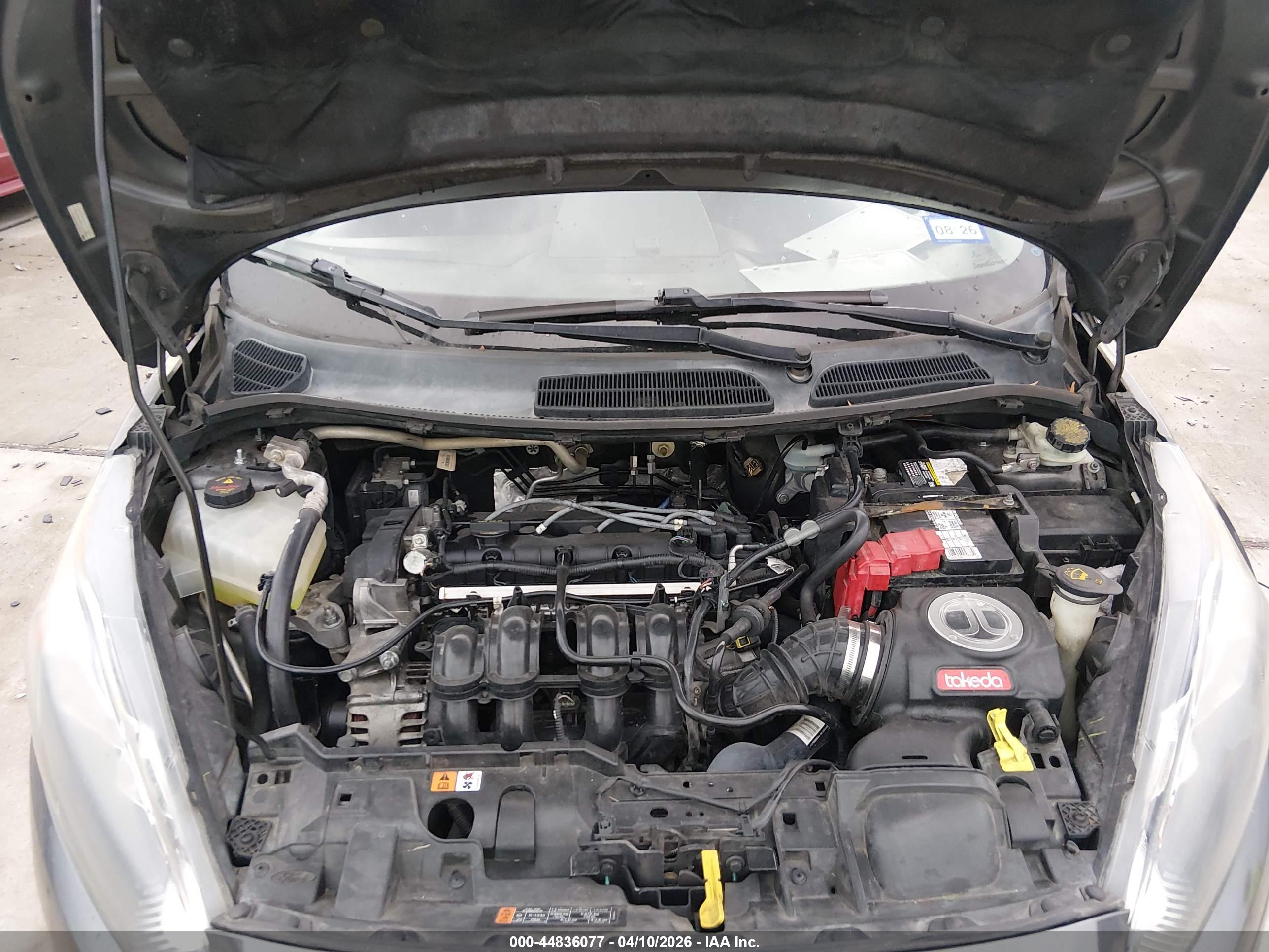 FORD FIESTA image 10