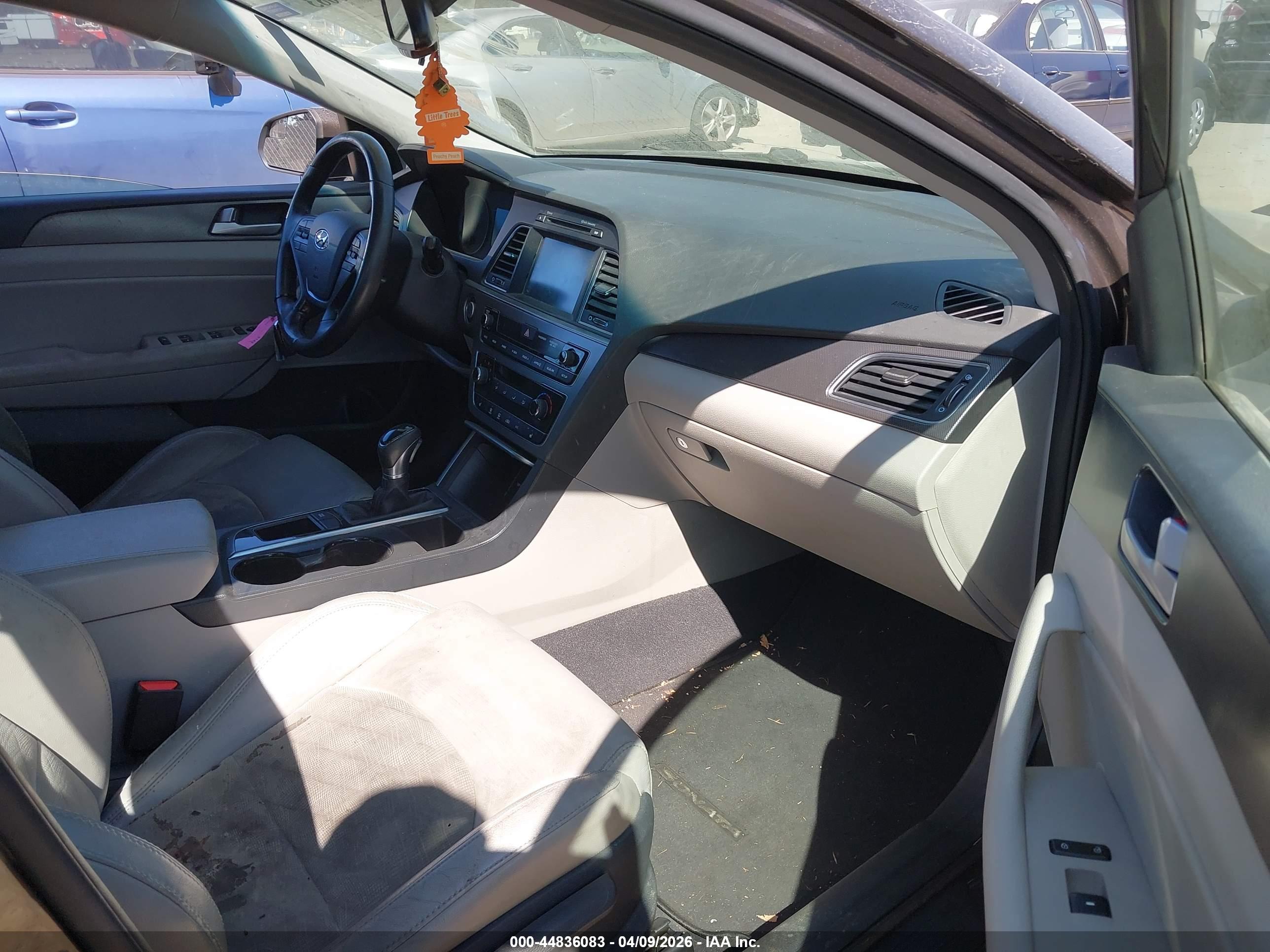 HYUNDAI SONATA image 5