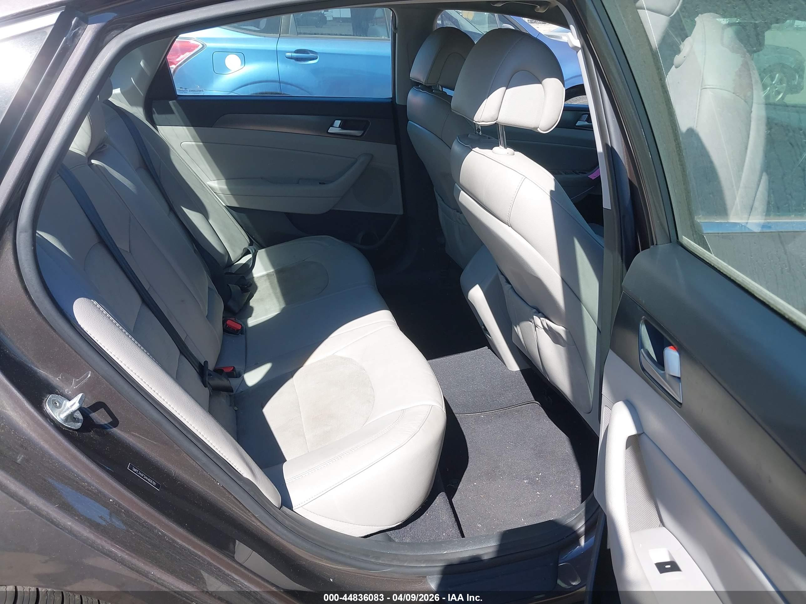 HYUNDAI SONATA image 8