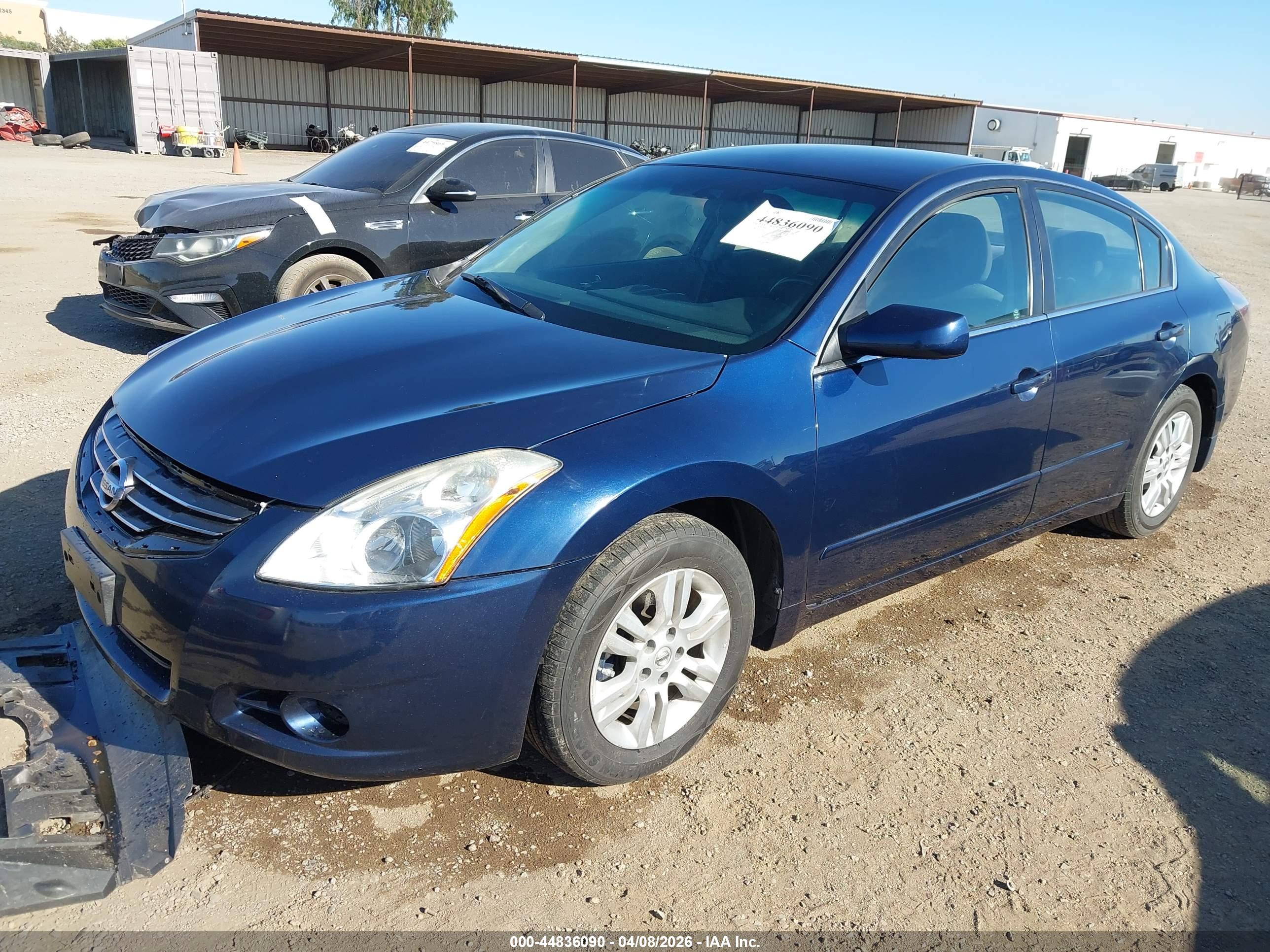 NISSAN ALTIMA image 2