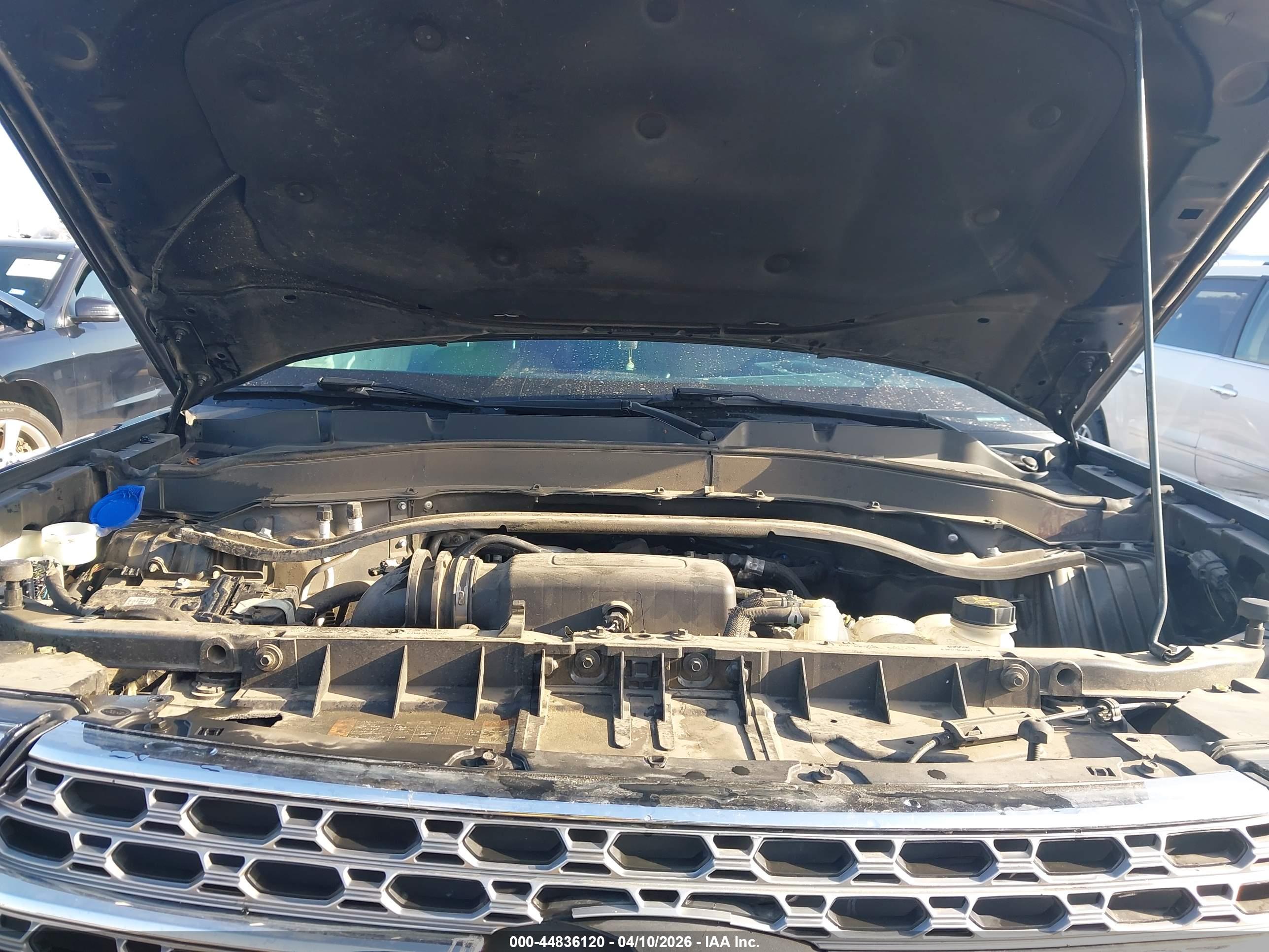 FORD EXPLORER image 10