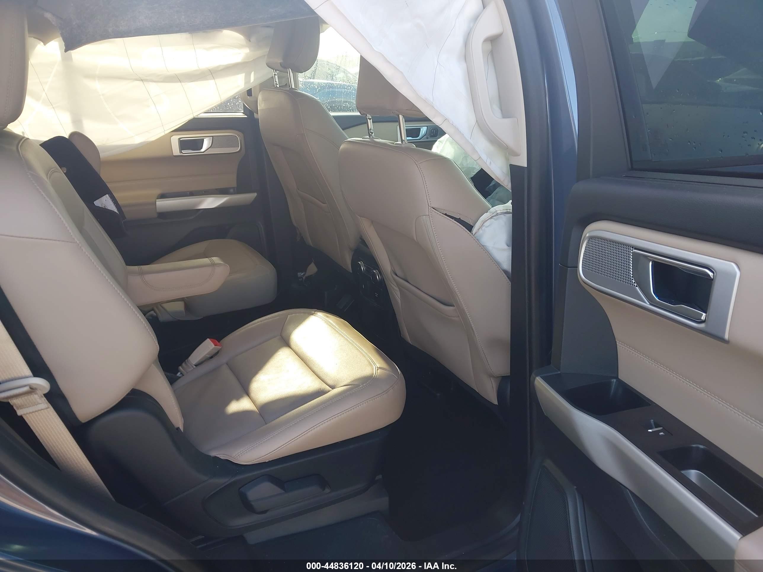 FORD EXPLORER image 8