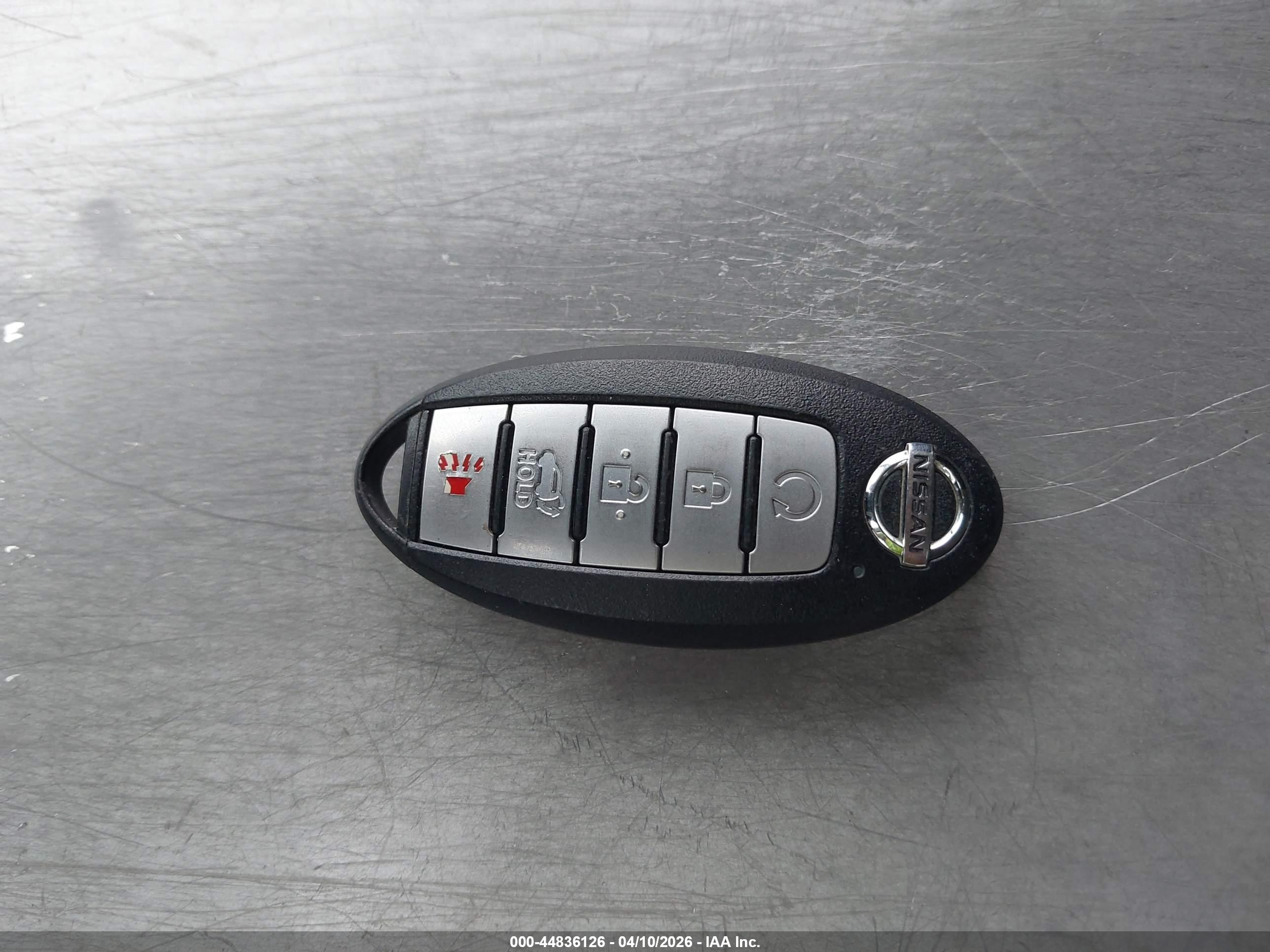 NISSAN ROGUE image 11