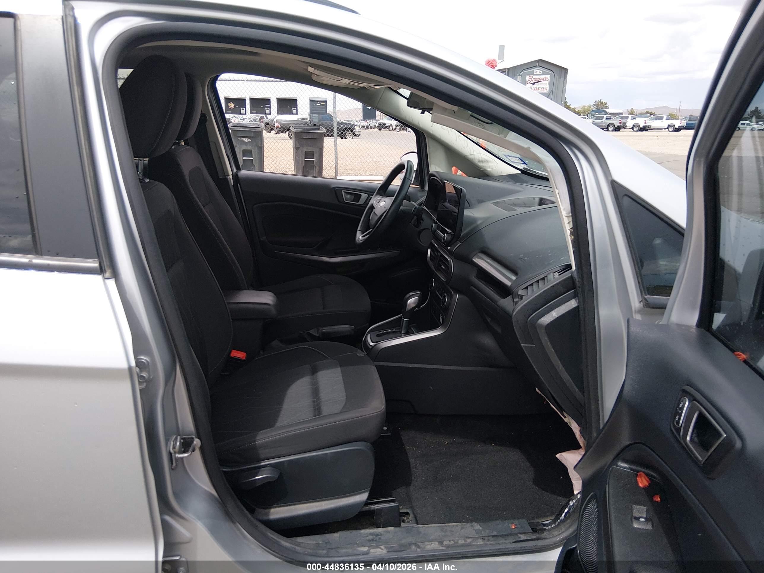 FORD ECOSPORT image 5